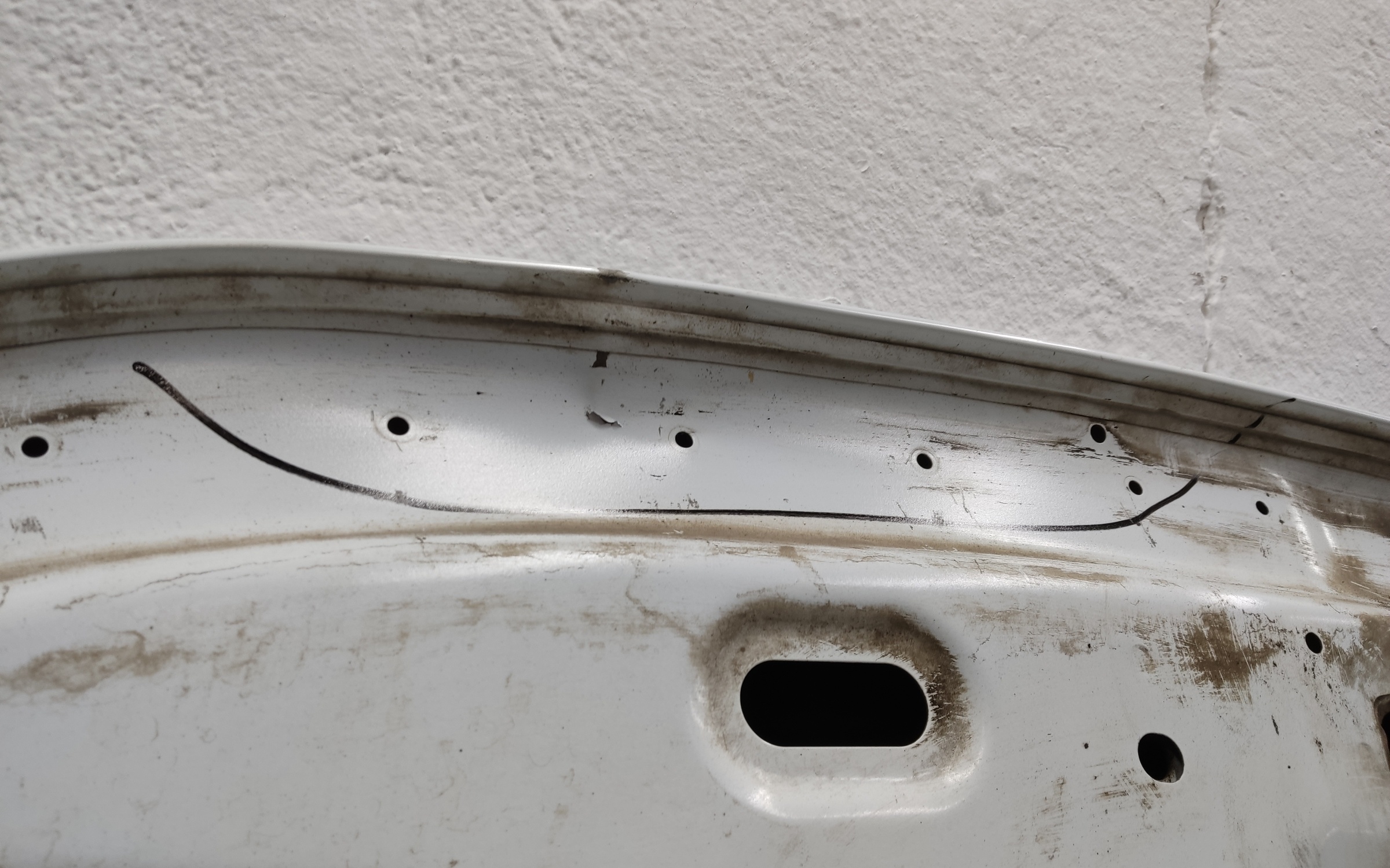 Капот Lada Largus 1 Restail