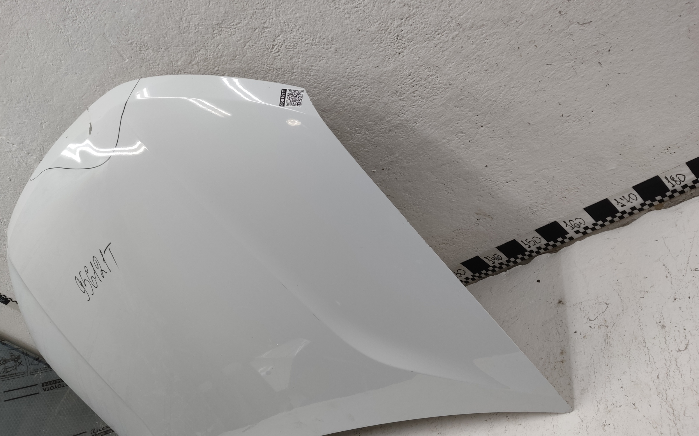 Капот Lada Largus 1 Restail