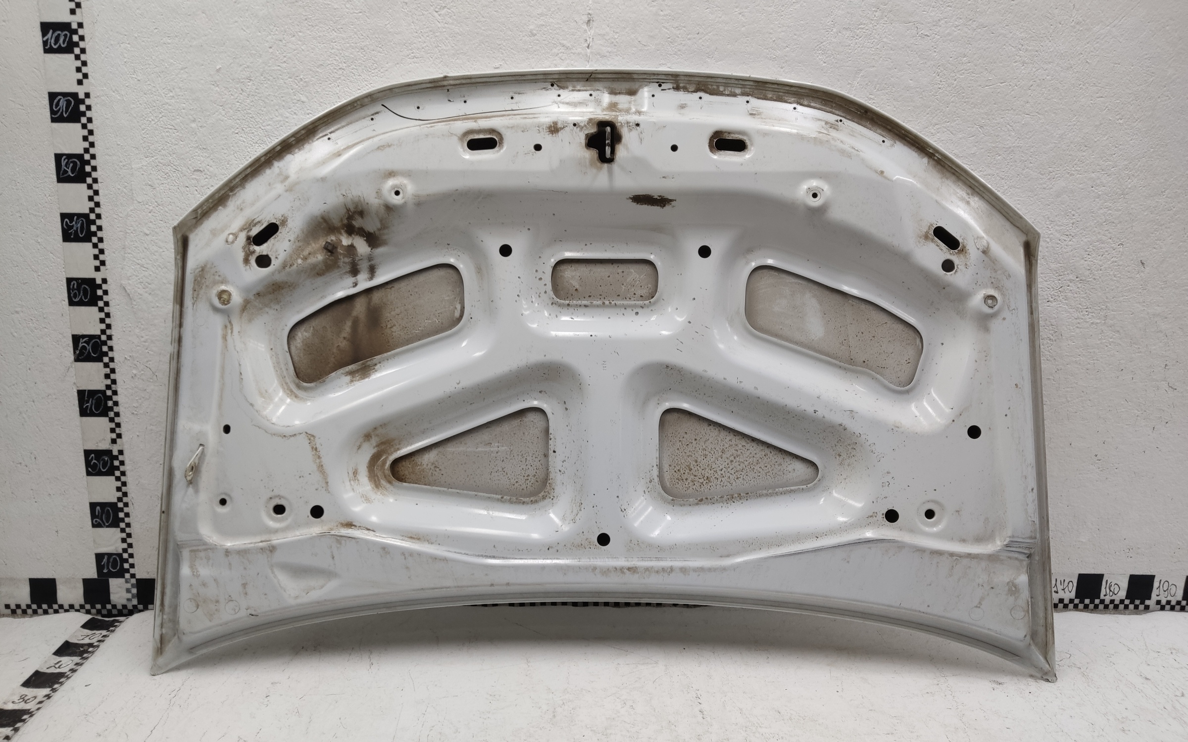 Капот Lada Largus 1 Restail