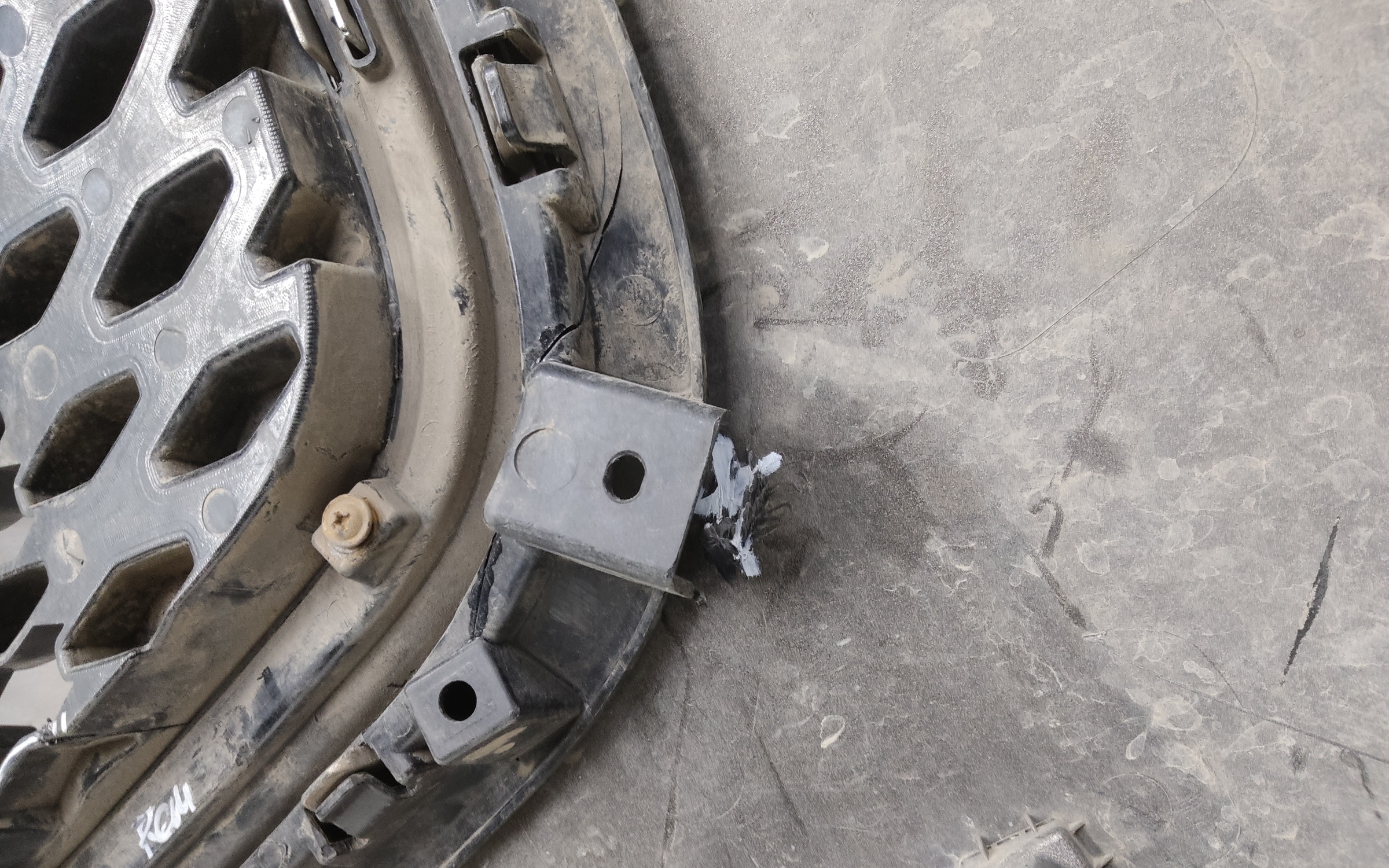 Бампер передний Kia Sportage 4