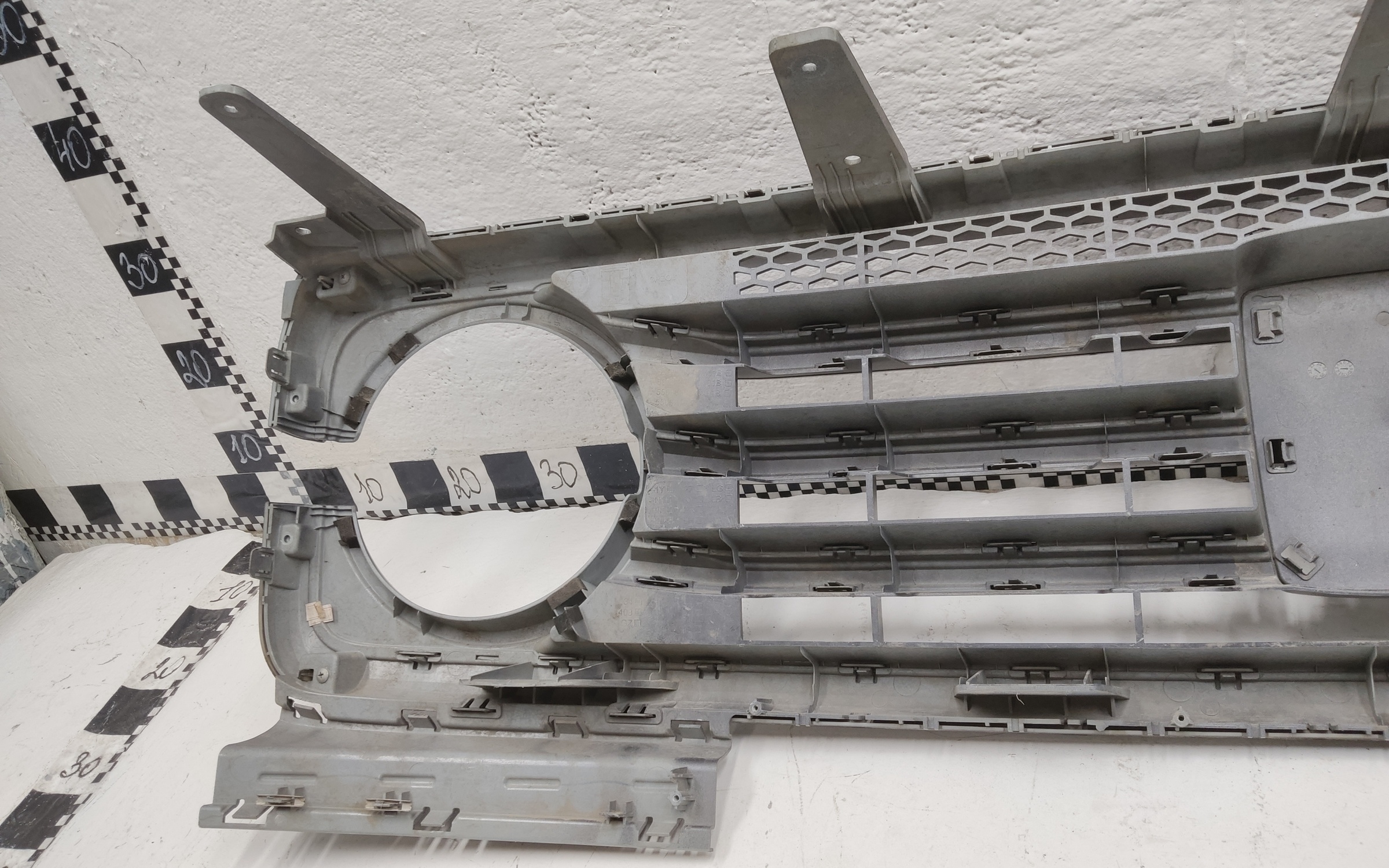 Решетка радиатора Tank 300