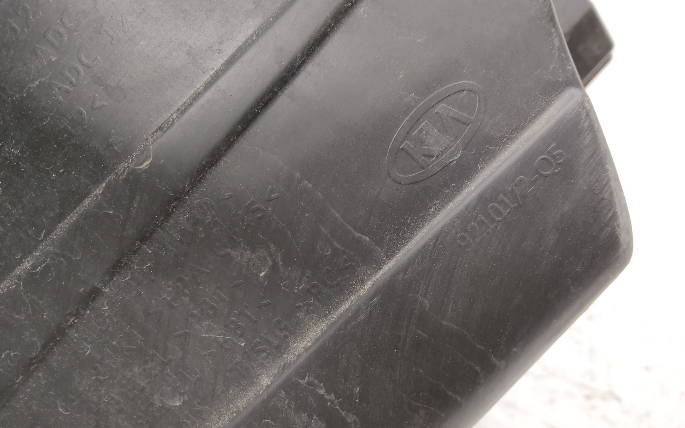 Фара передняя правая Kia Seltos галоген линза без ДХО