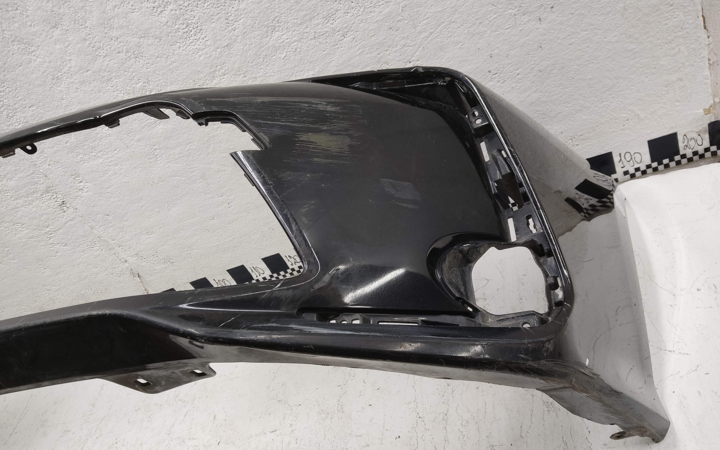 Бампер передний Toyota Corolla E210