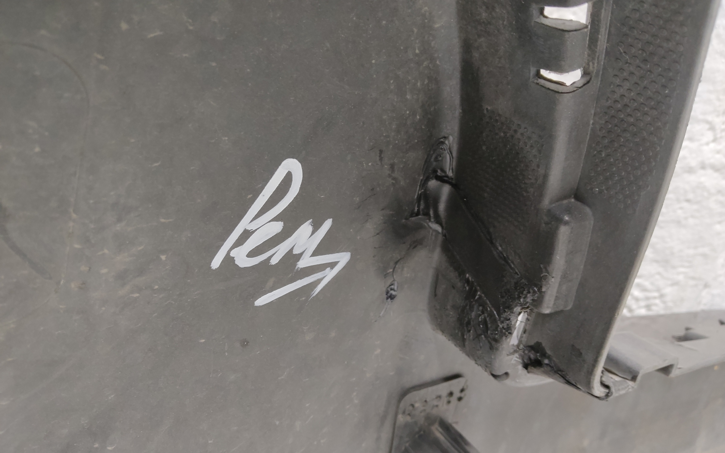 Бампер передний Hyundai Santa Fe 4