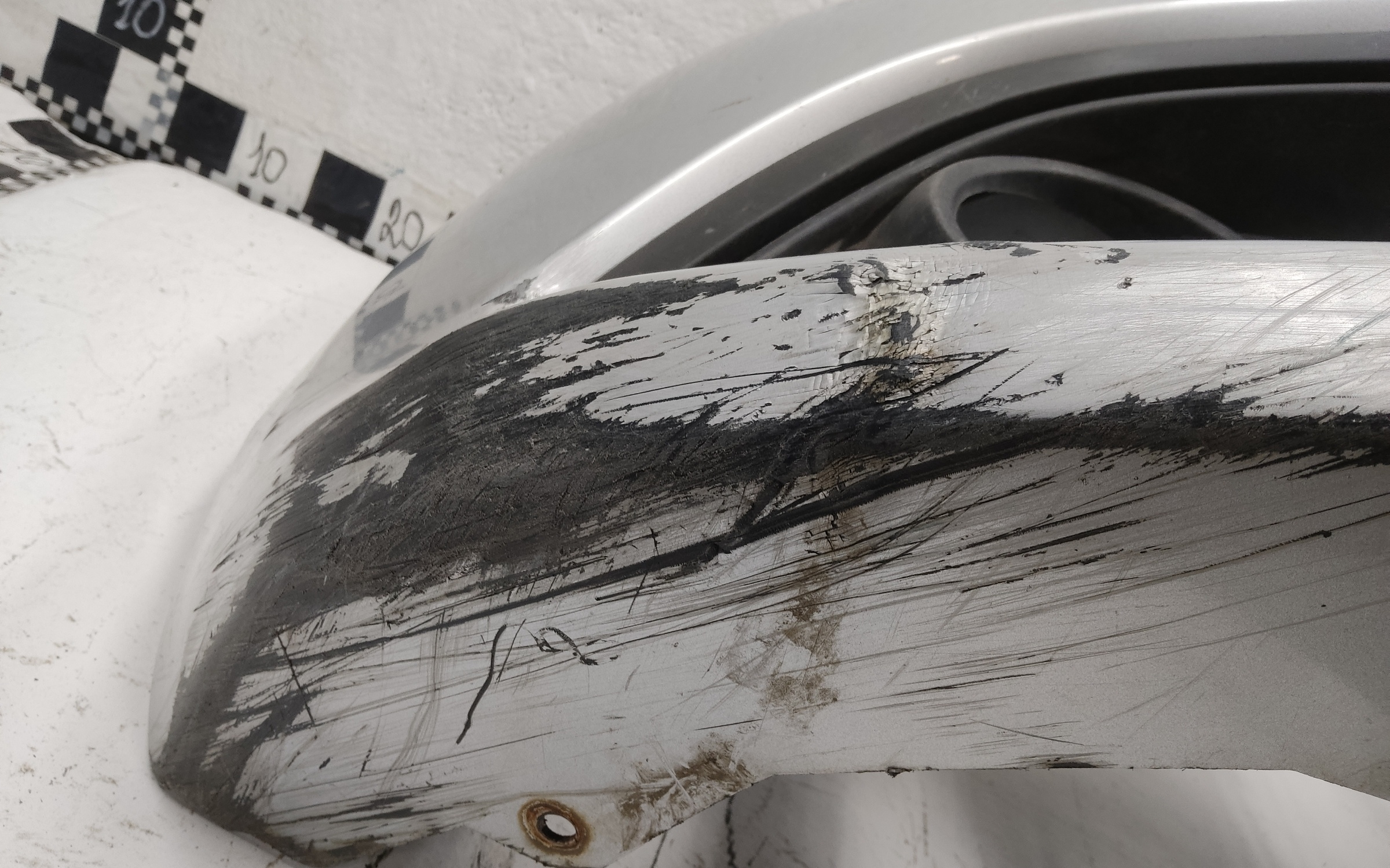 Бампер передний Renault Logan 2