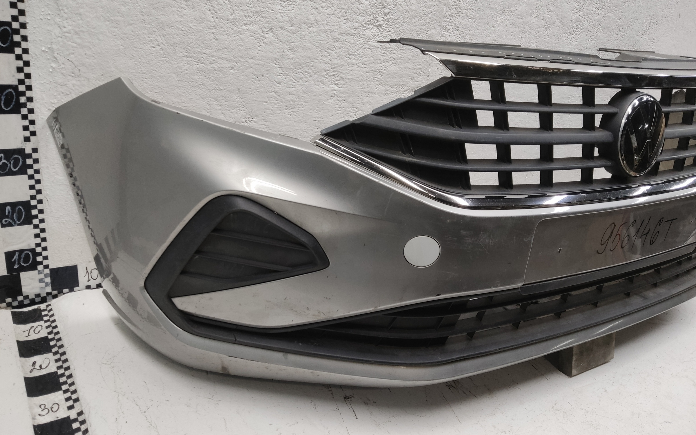 Бампер передний Volkswagen Polo 6 Liftback