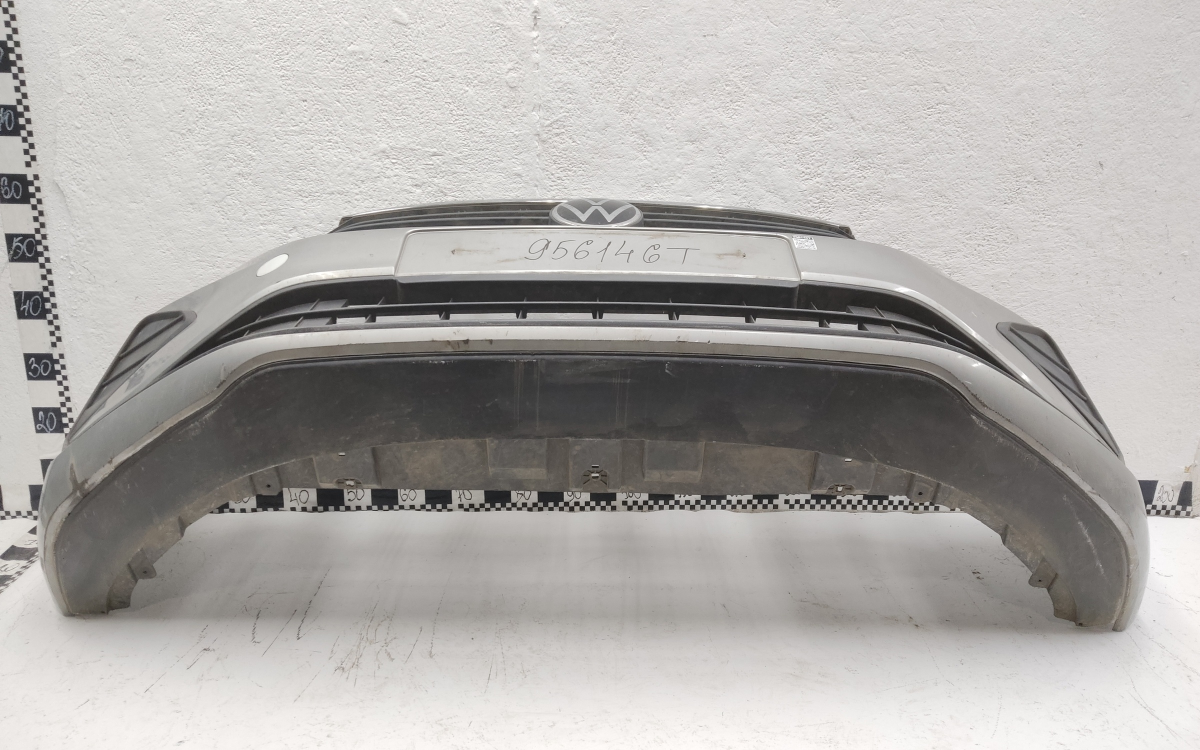 Бампер передний Volkswagen Polo 6 Liftback