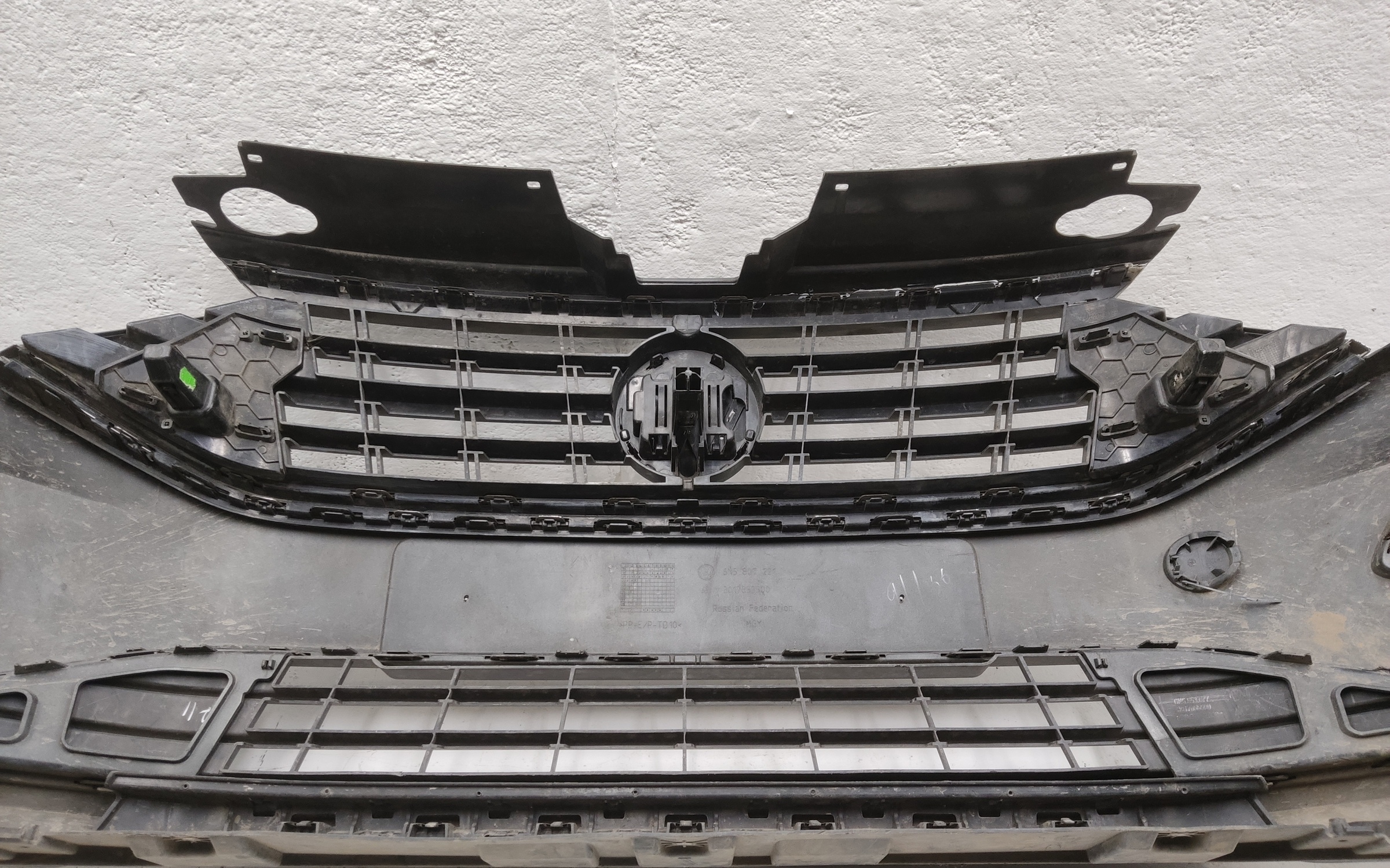 Бампер передний Volkswagen Polo 6 Liftback