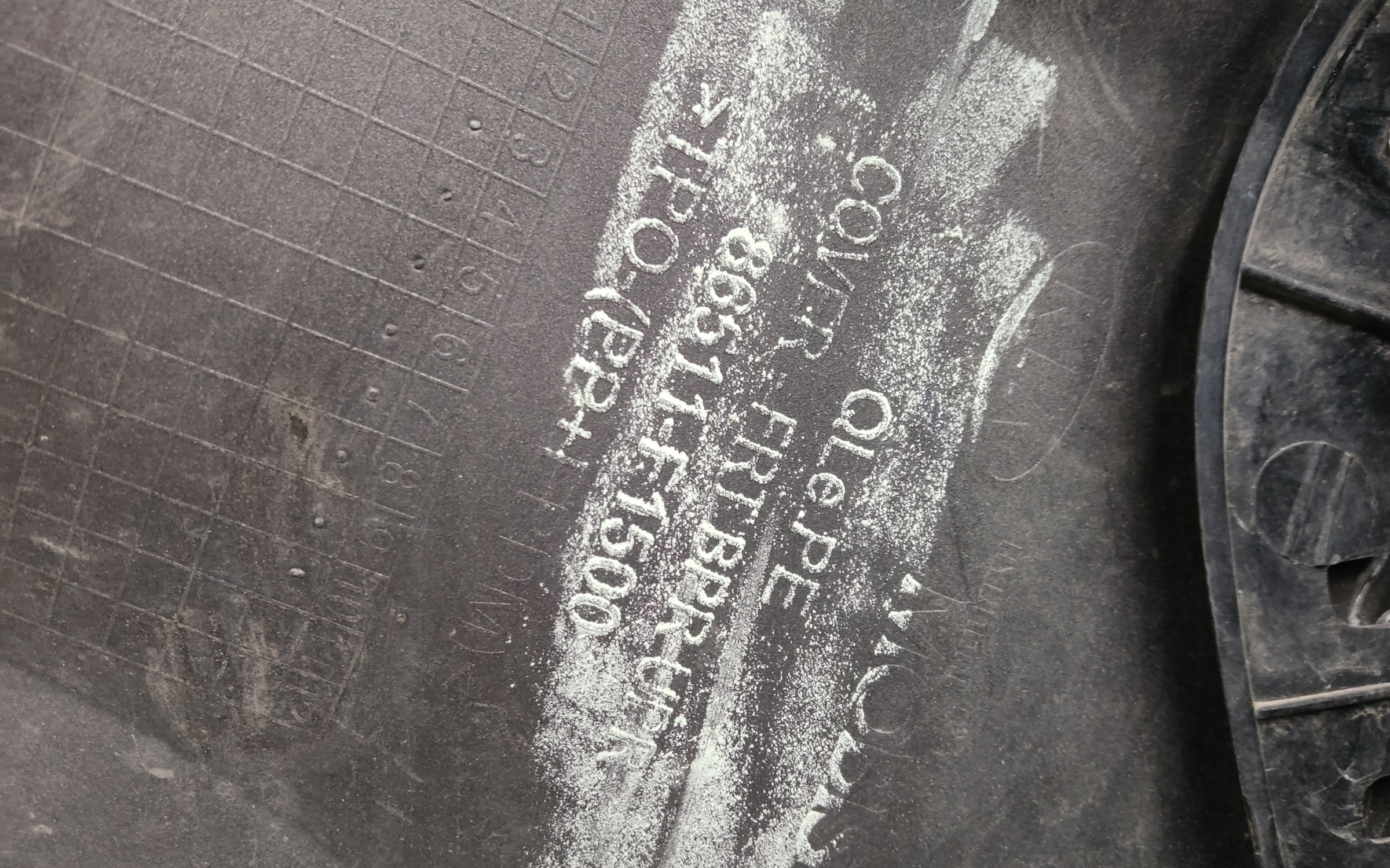 Бампер передний Kia Sportage 4 Restail