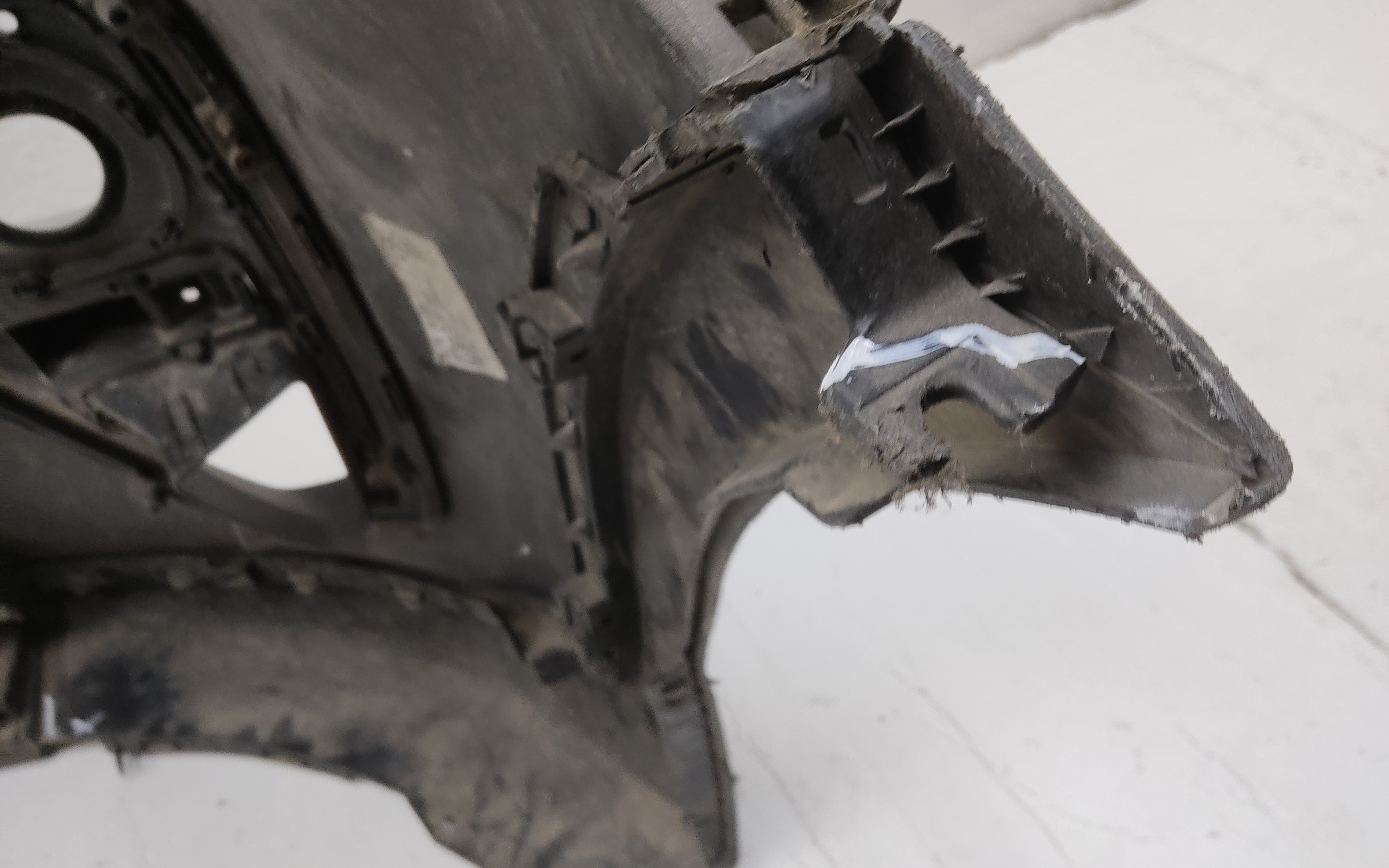 Бампер передний Kia Sportage 4 Restail