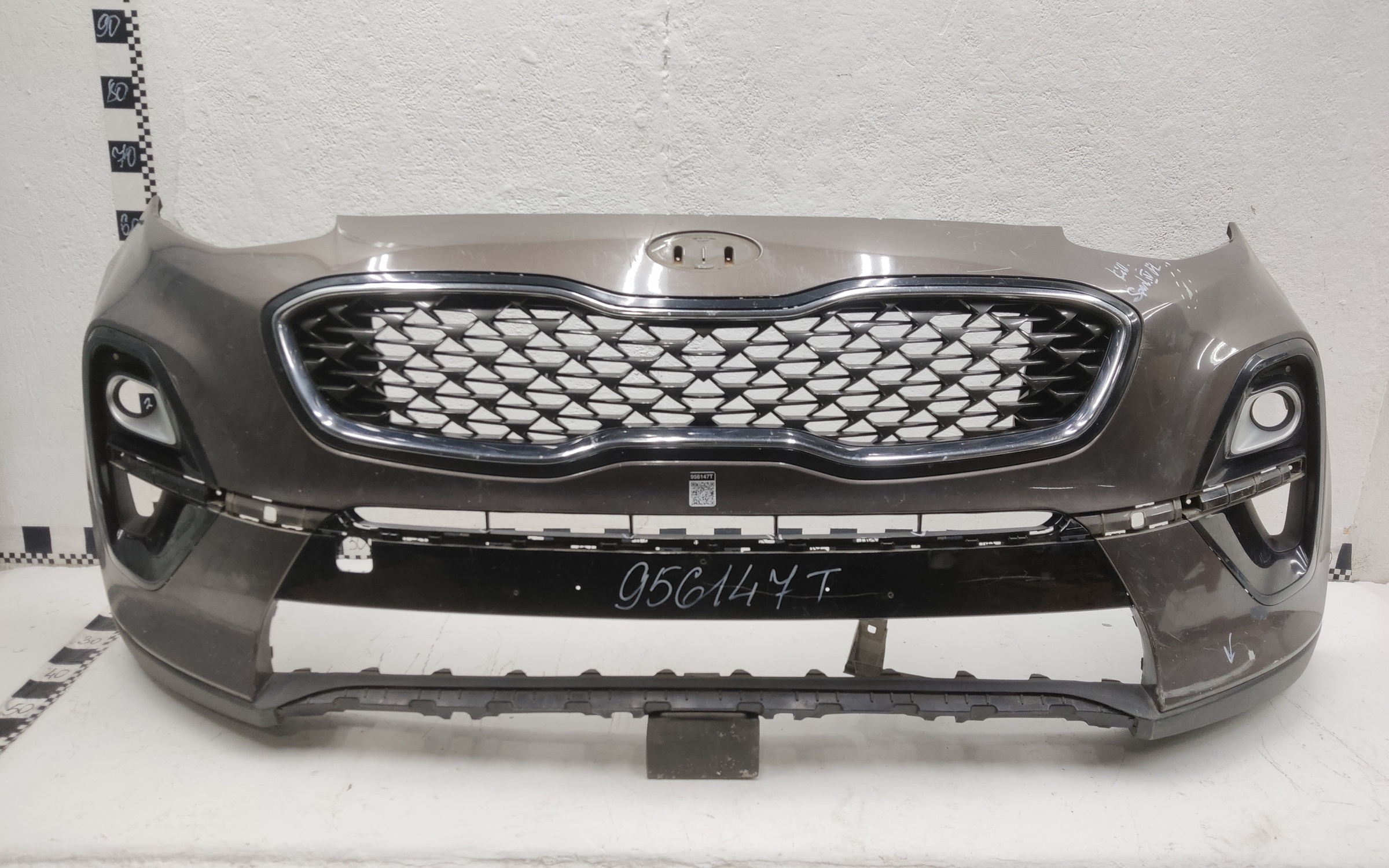 Бампер передний Kia Sportage 4 Restail