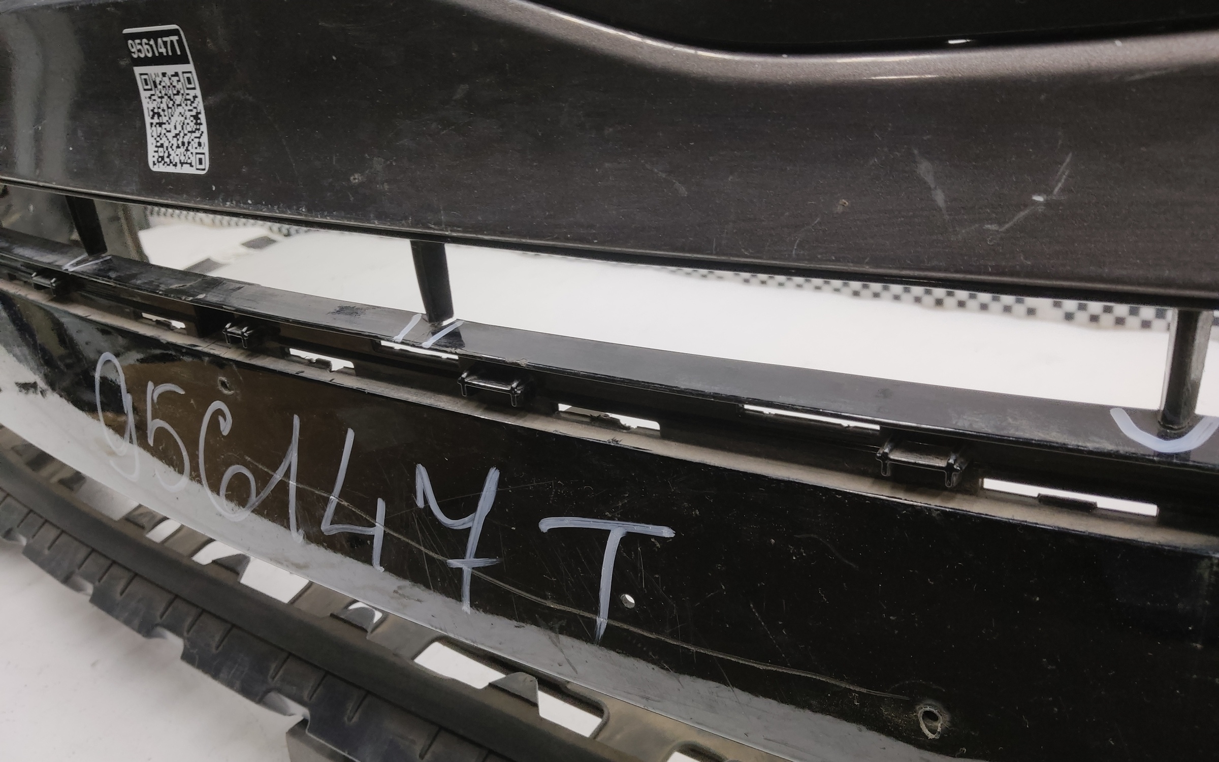 Бампер передний Kia Sportage 4 Restail