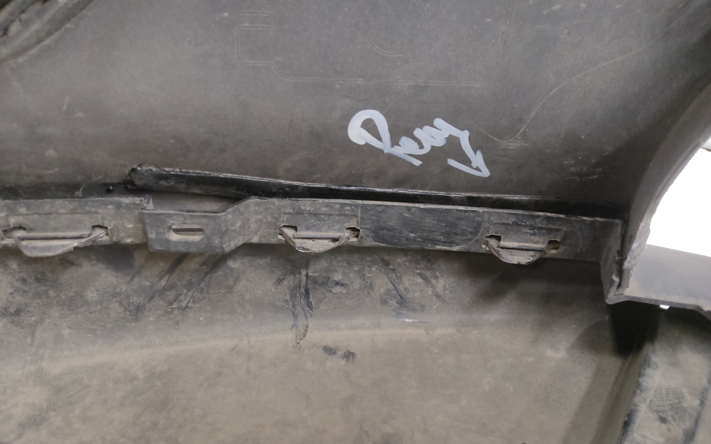 Бампер передний Kia Sportage 4 Restail