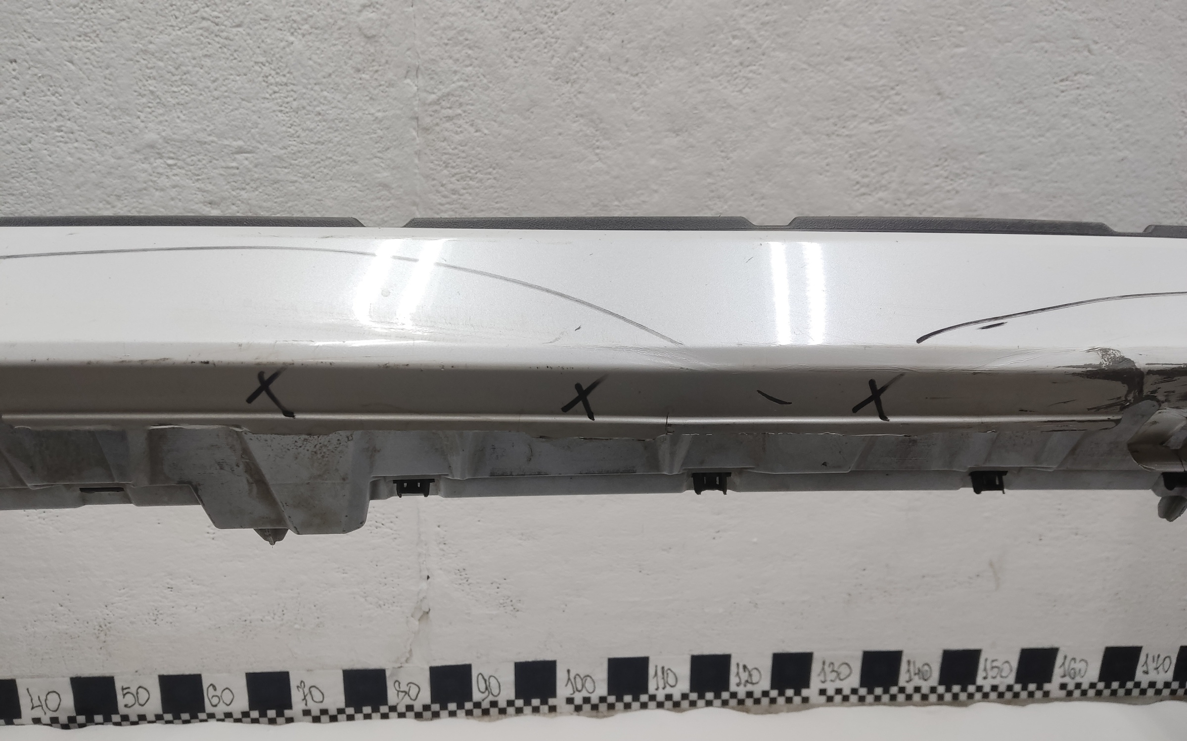 Бампер задний Toyota Land Cruiser 300