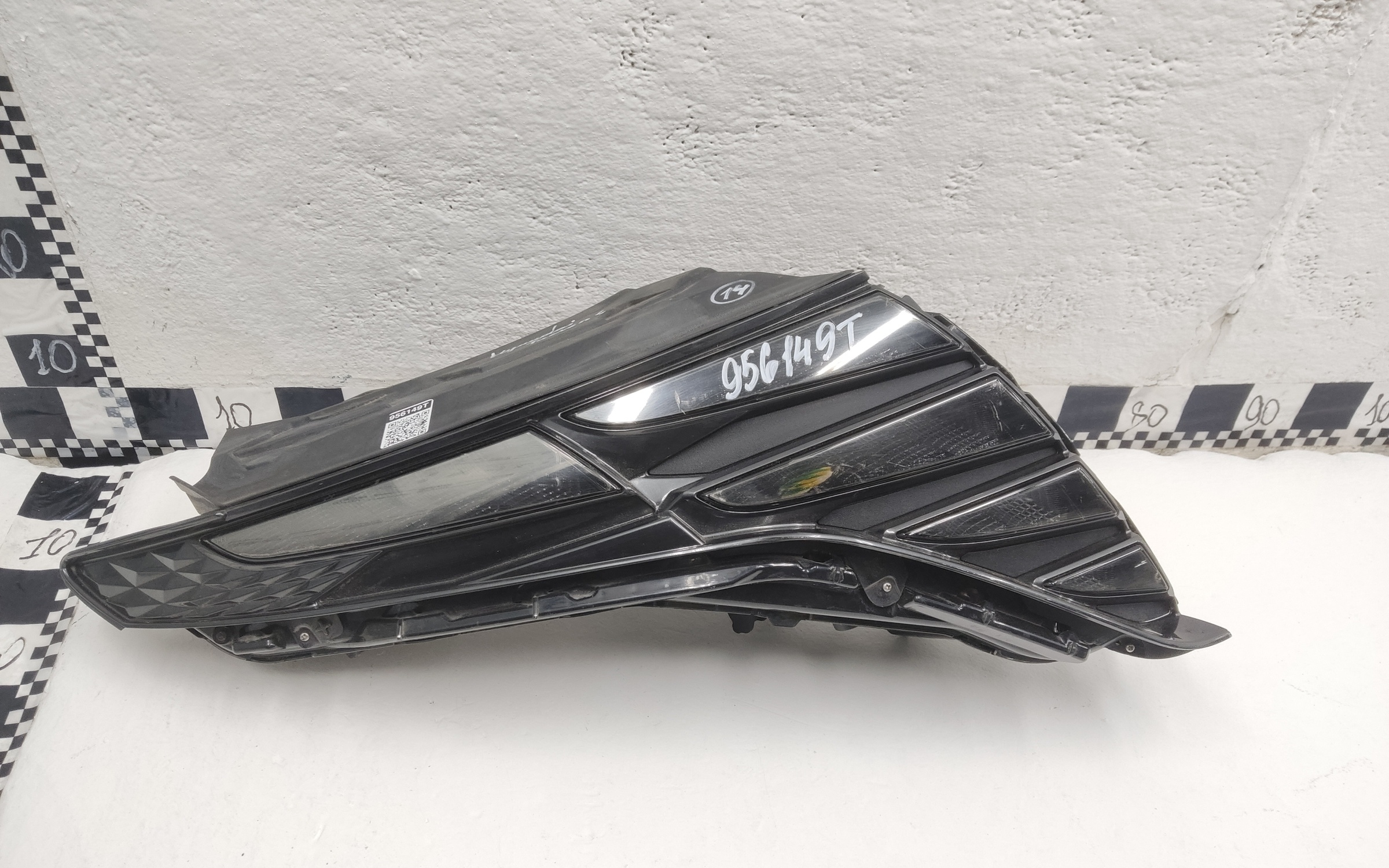 Фара ДХО передняя правая Hyundai Tucson 4 LED