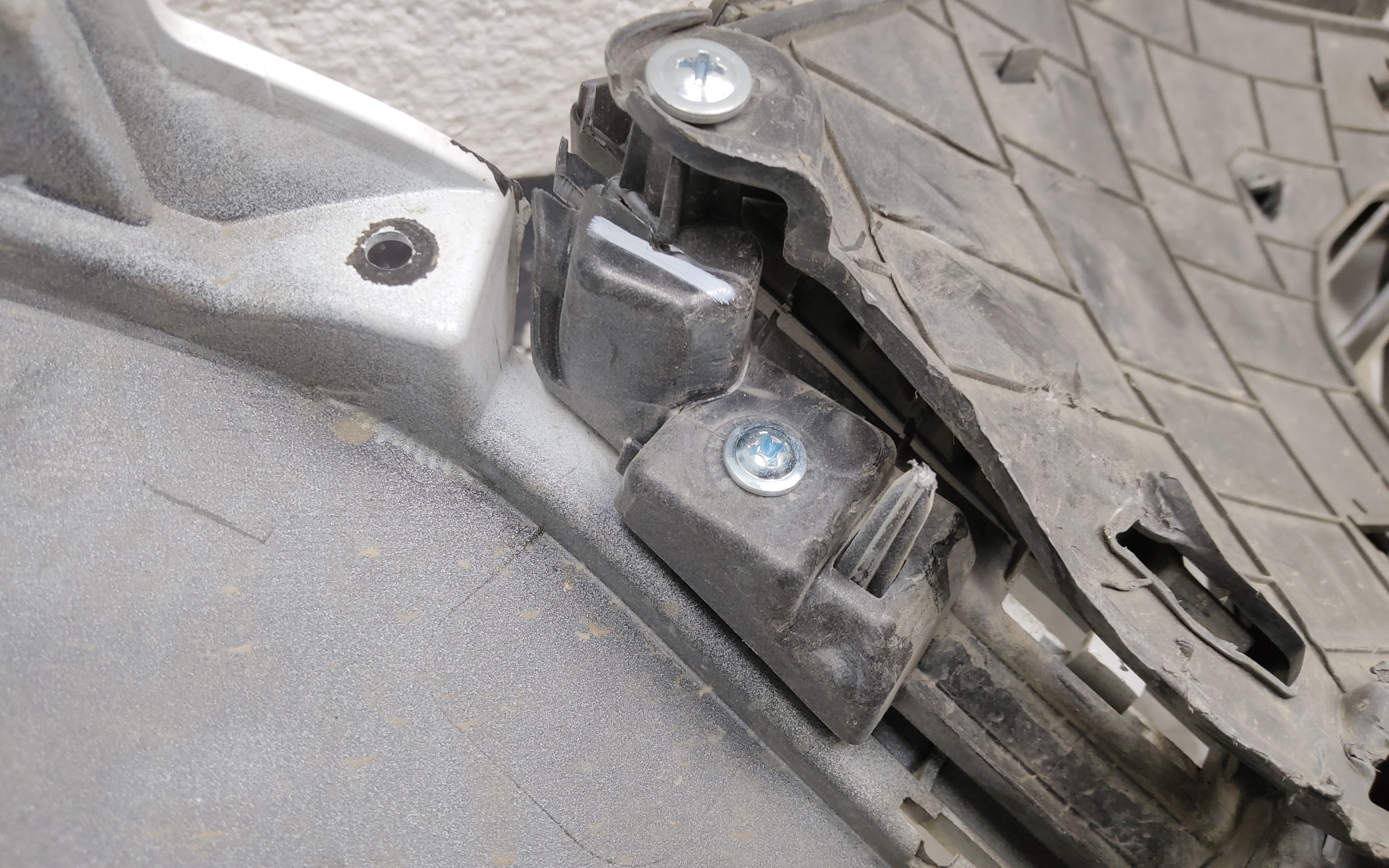 Бампер передний Haval M6 2