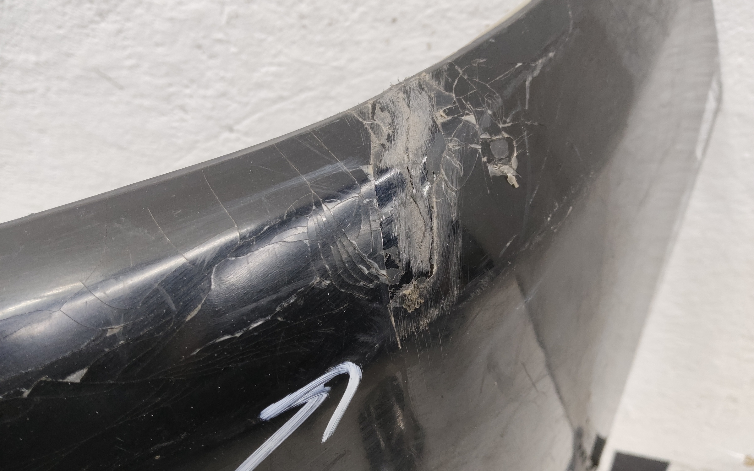 Бампер передний Toyota Land Cruiser 200 Restail 2