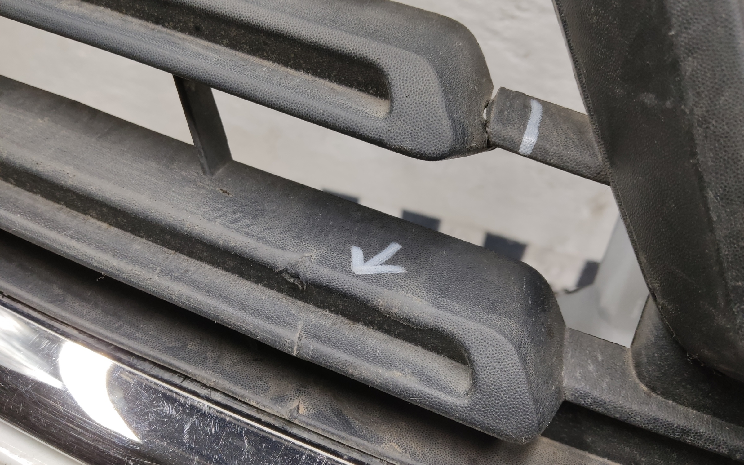 Бампер передний Renault Logan 2 Restail