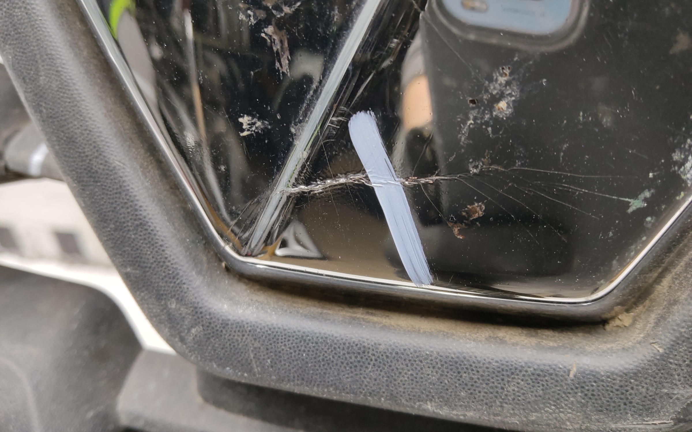 Бампер передний Renault Logan 2 Restail