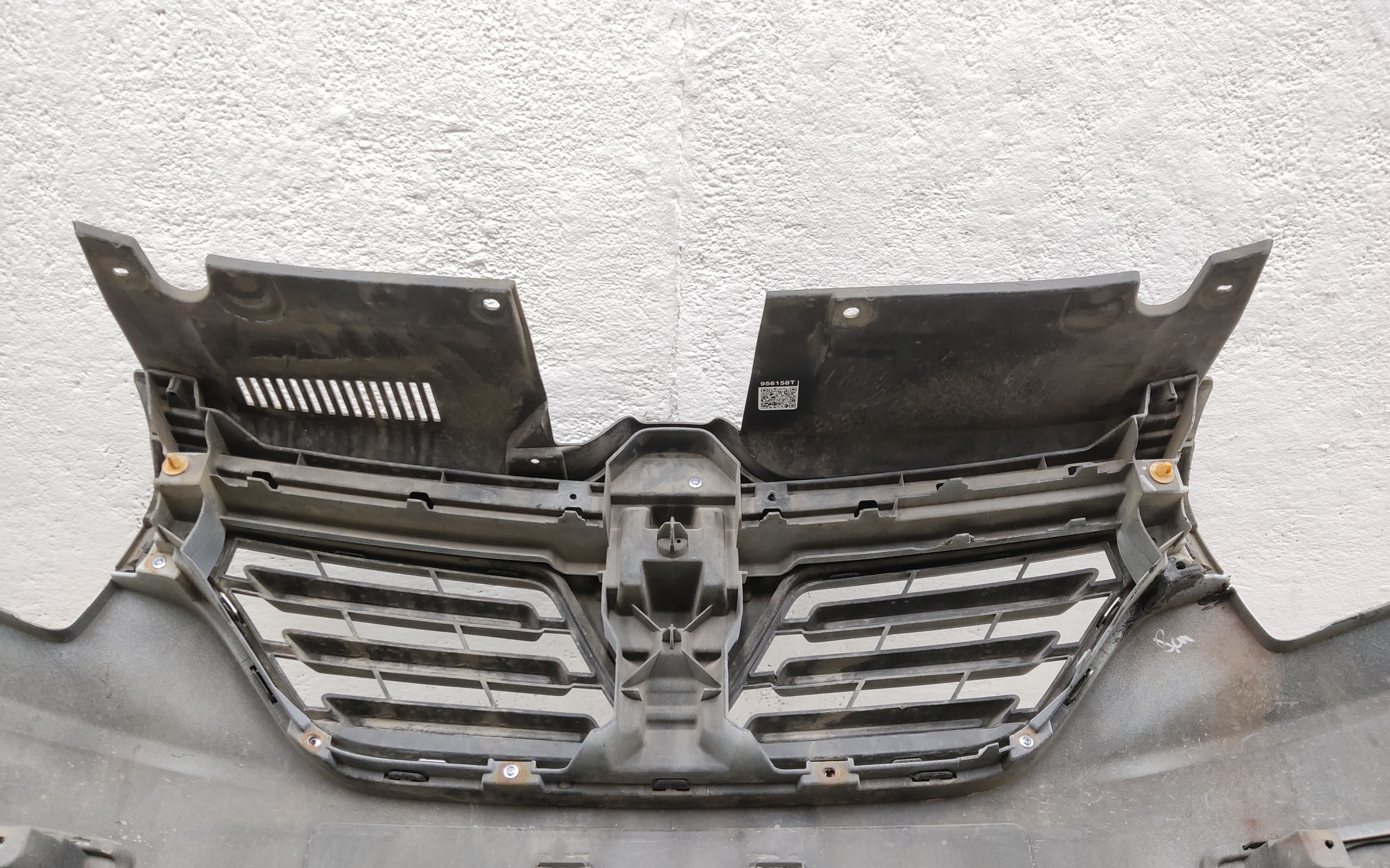 Бампер передний Renault Logan 2 Restail