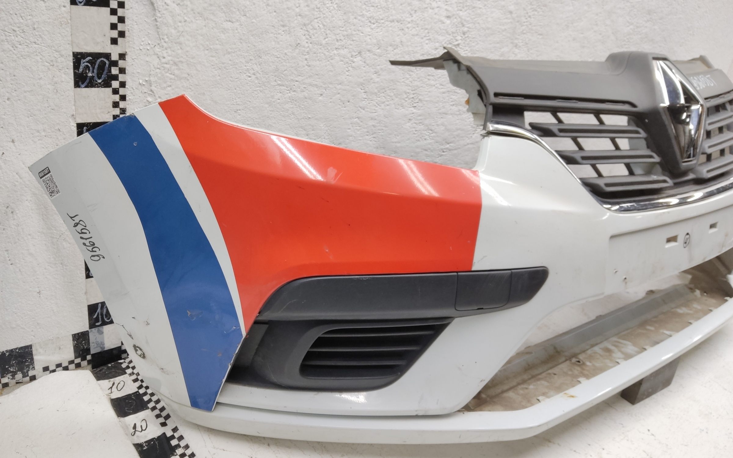 Бампер передний Renault Logan 2 Restail