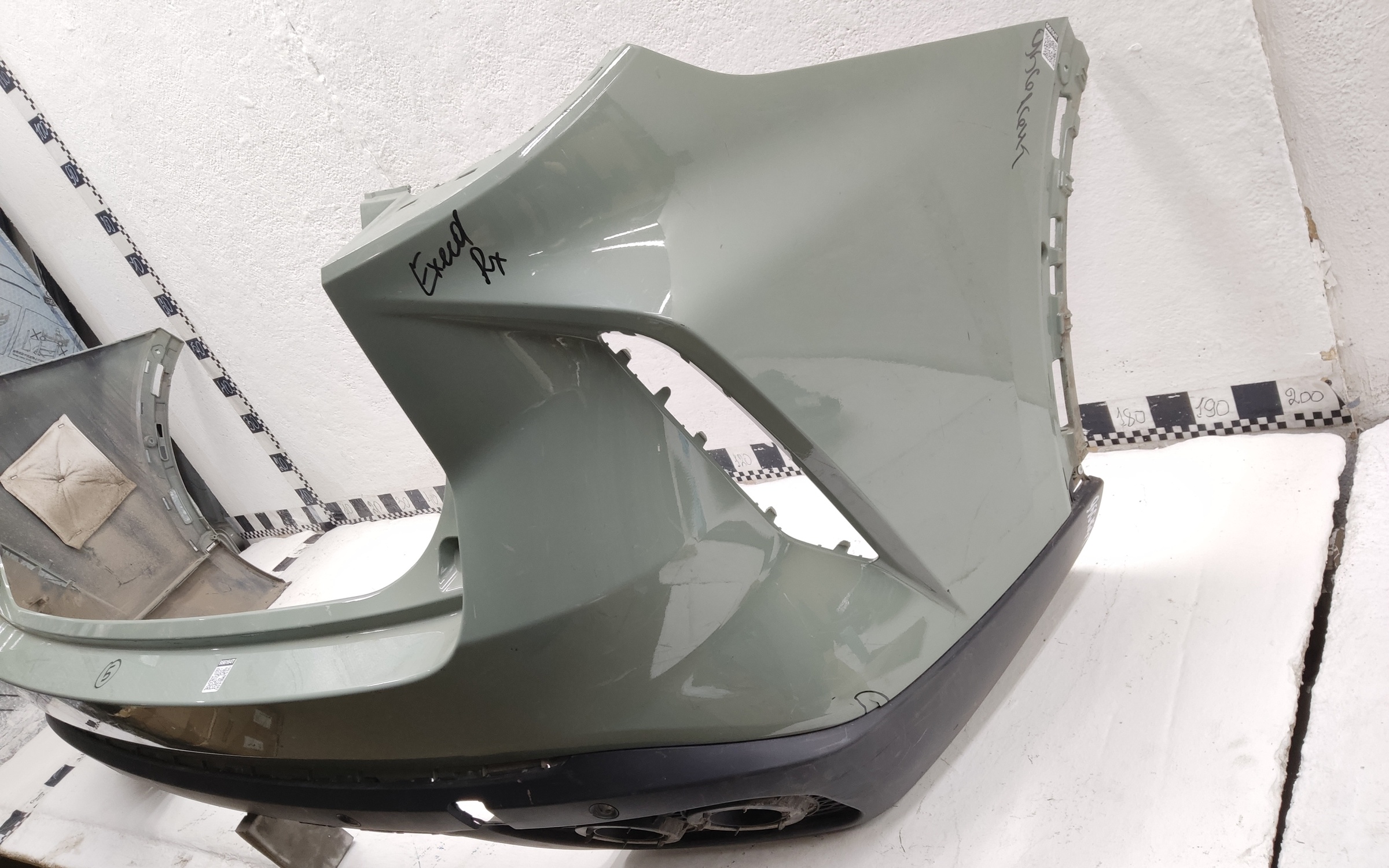 Бампер задний Exeed RX