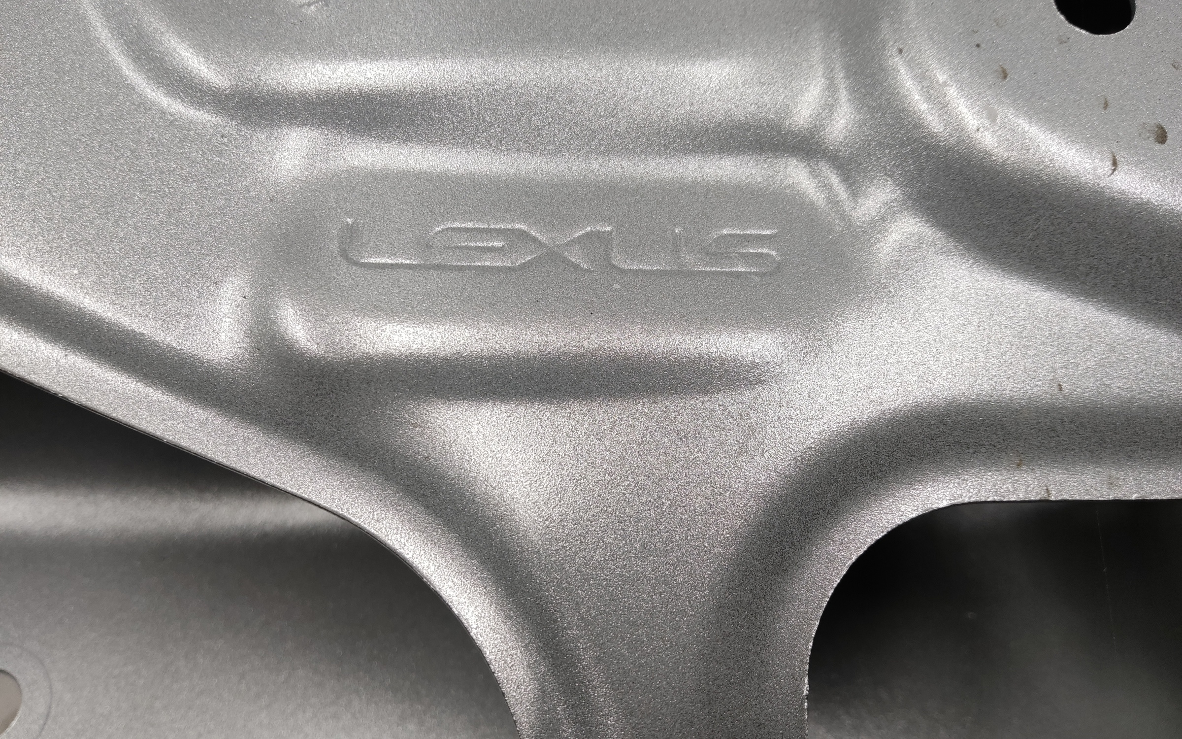 Крышка багажника Lexus NX