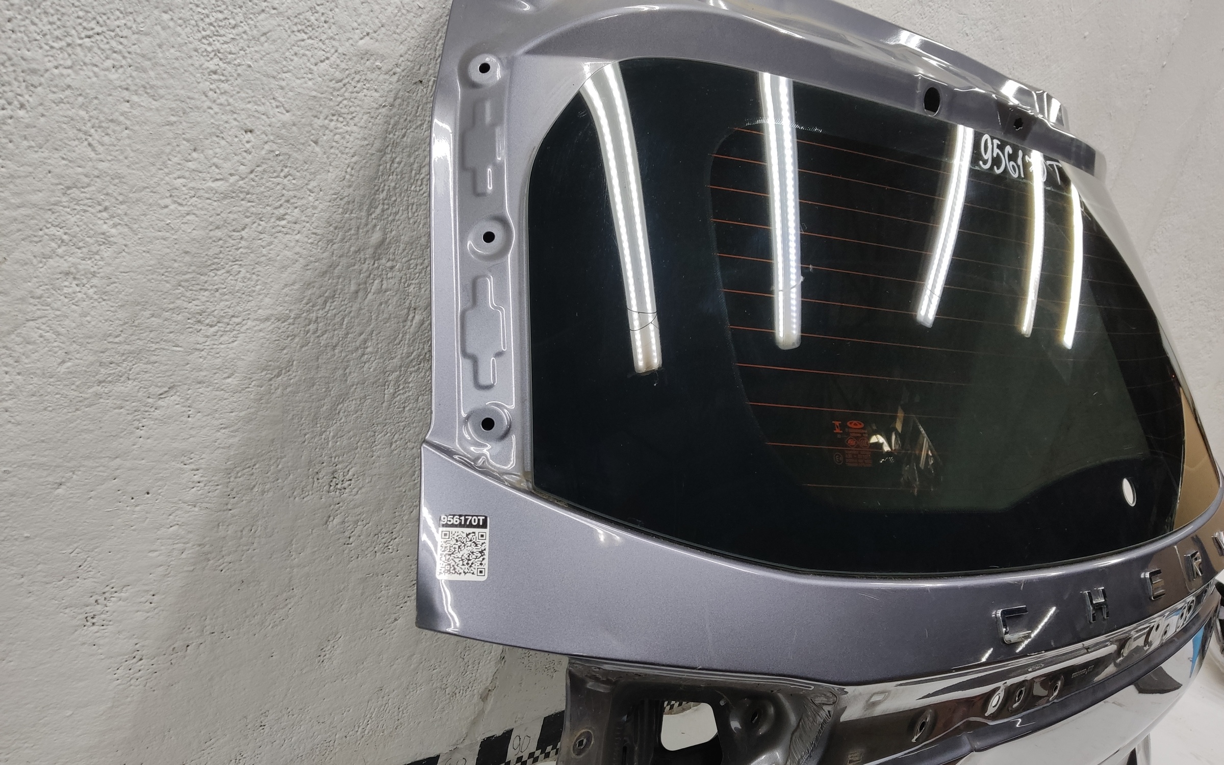 Стекло крышки багажника Chery Tiggo 7 Pro