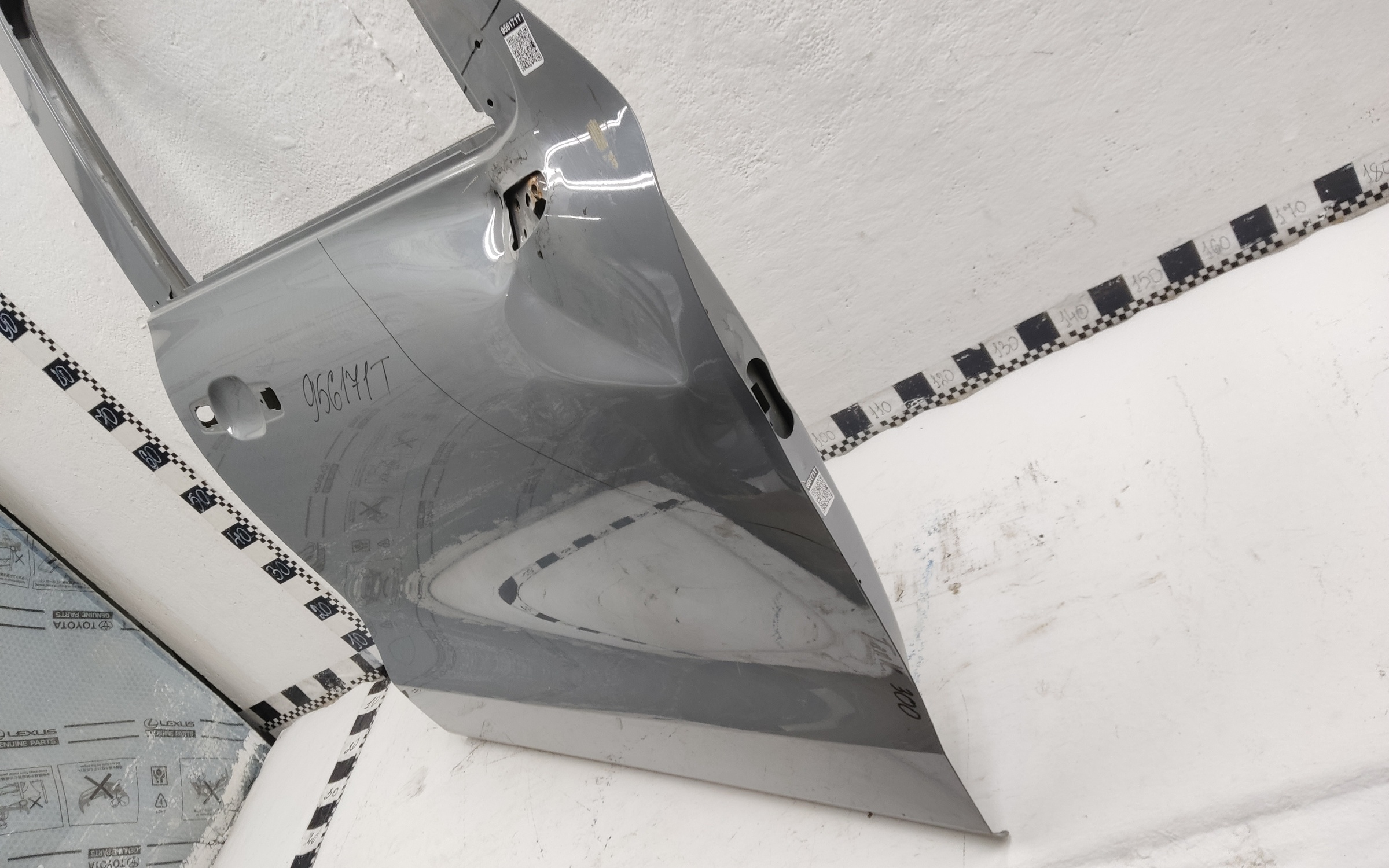 Дверь передняя правая Tank 300