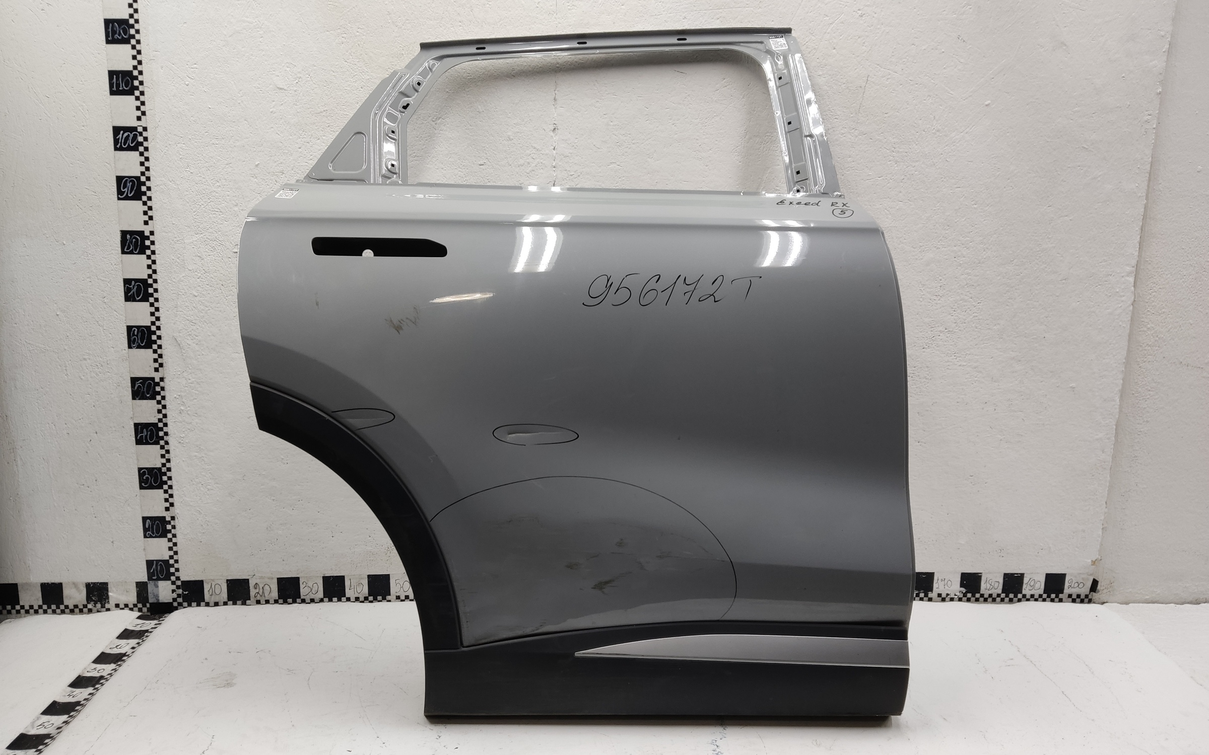 Дверь задняя правая Exeed RX