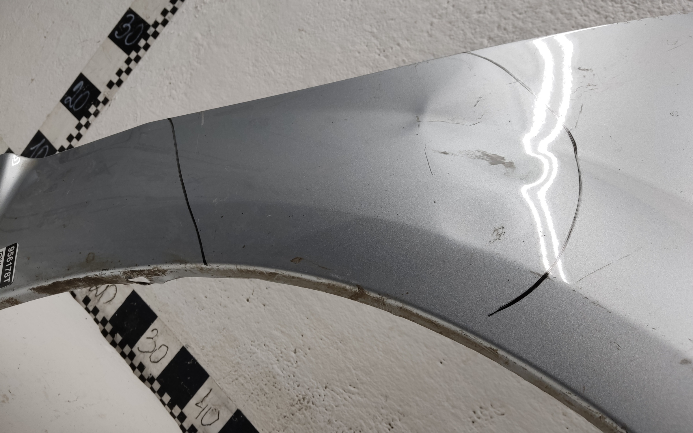 Крыло переднее правое Lada Largus 1 Restail