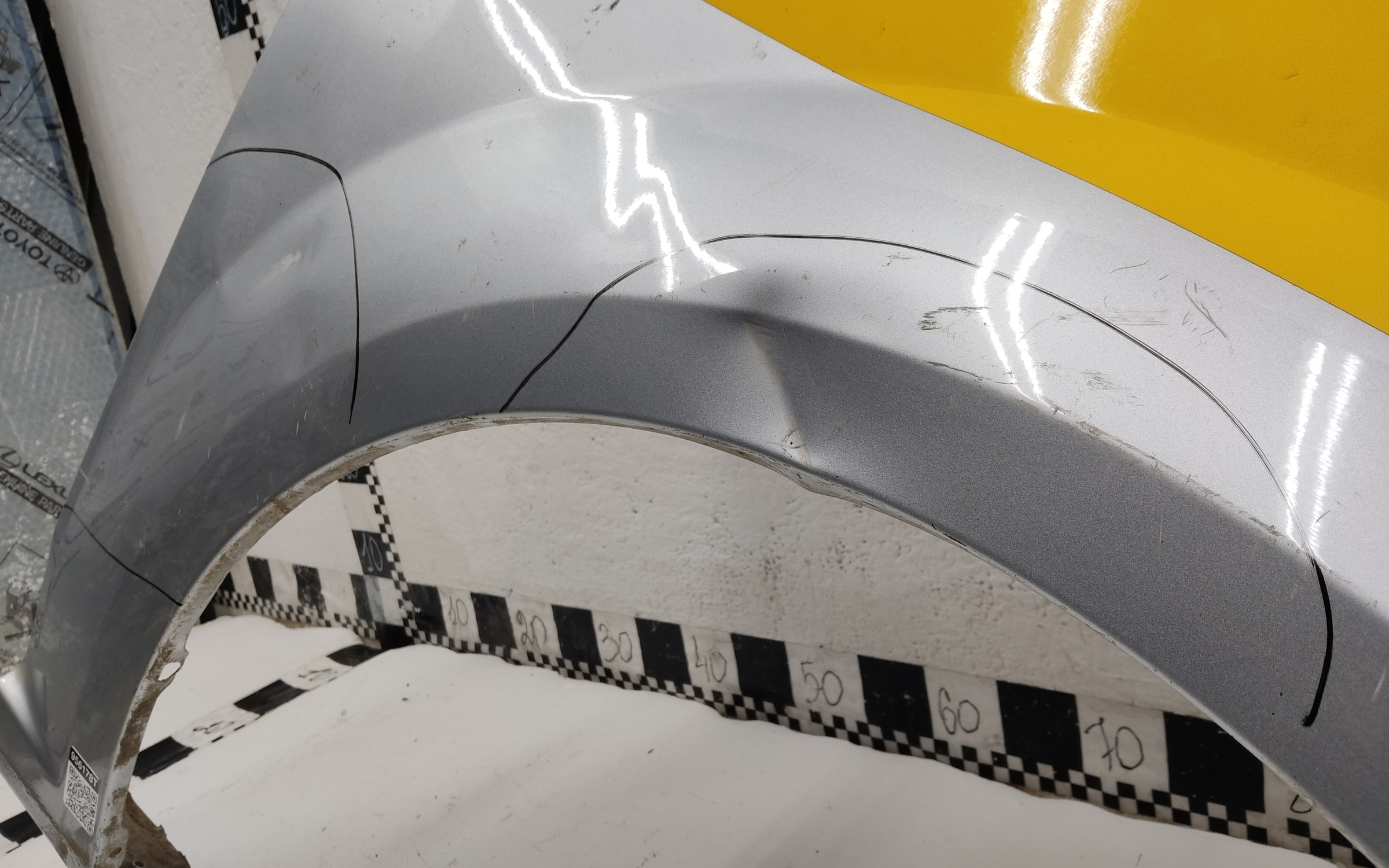 Крыло переднее правое Lada Largus 1 Restail