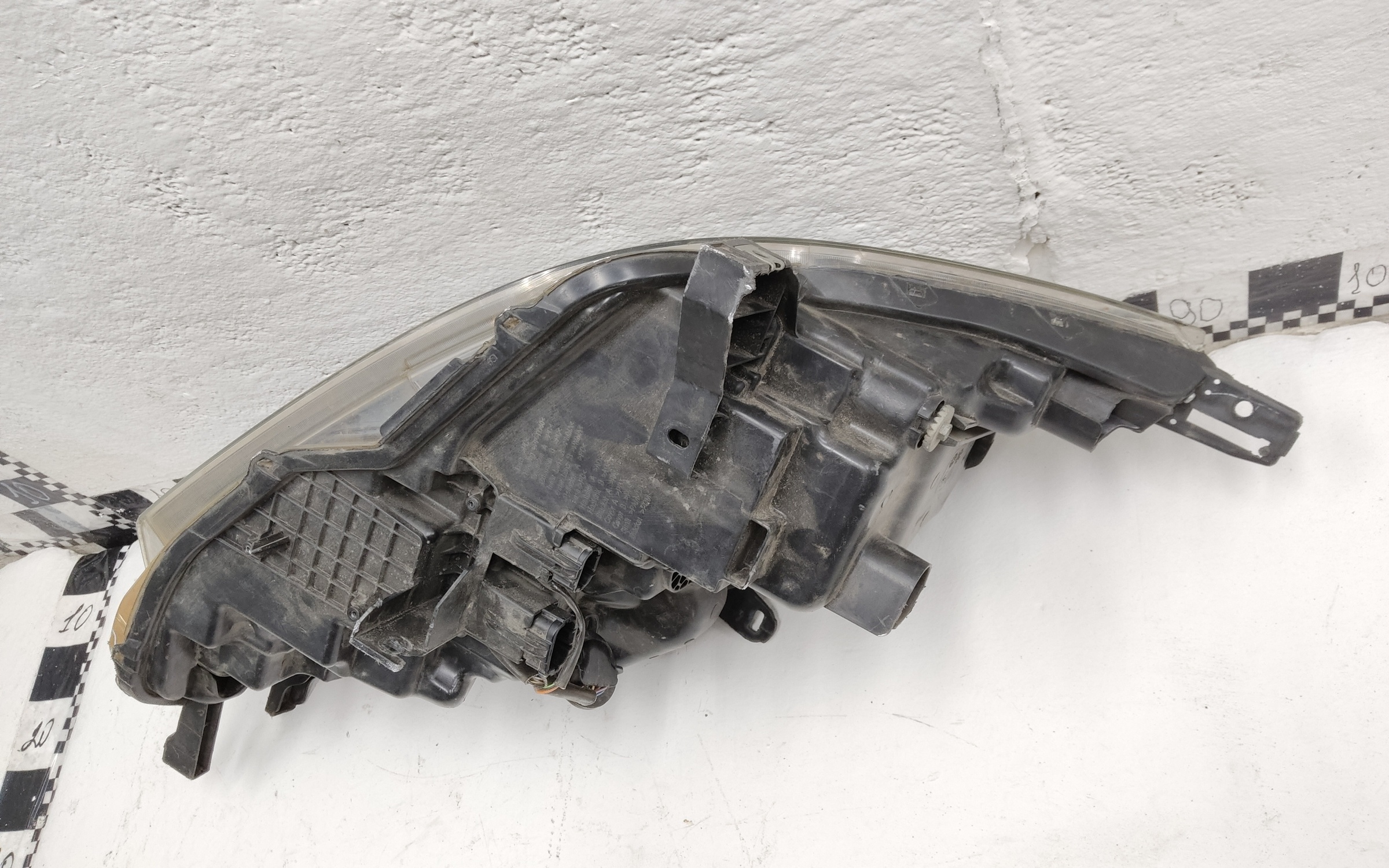 Фара передняя левая Nissan Qashqai 2 Restail LED