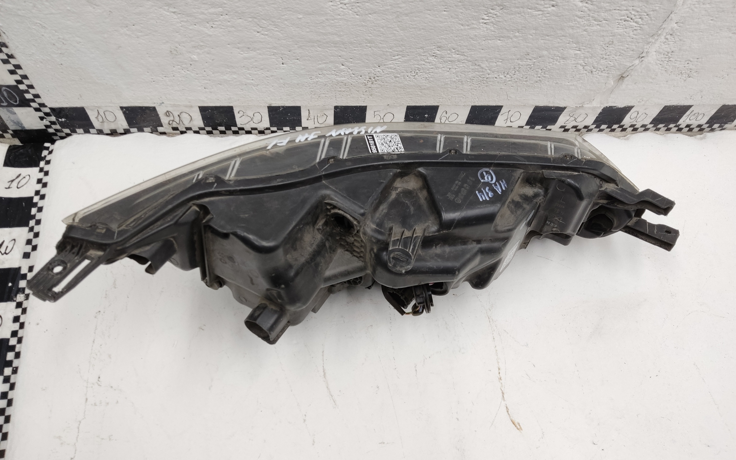 Фара передняя левая Nissan Qashqai 2 Restail LED