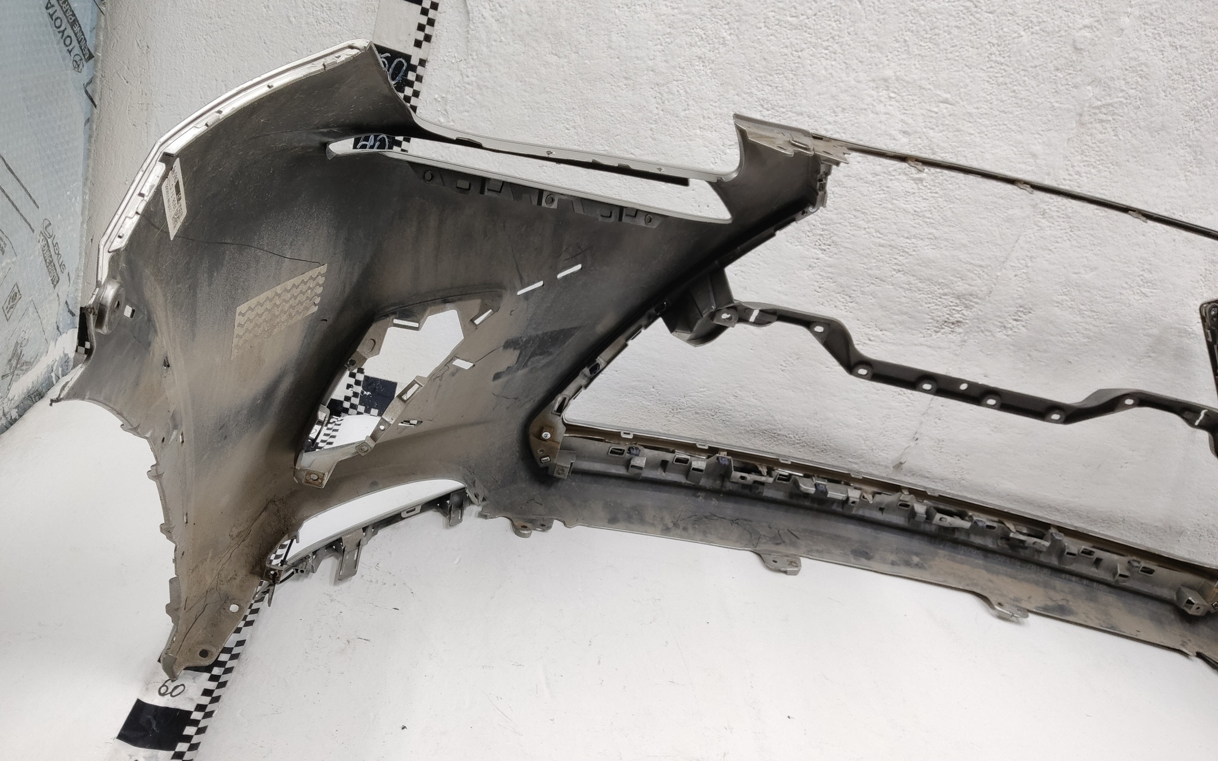 Бампер передний Lexus NX Restail