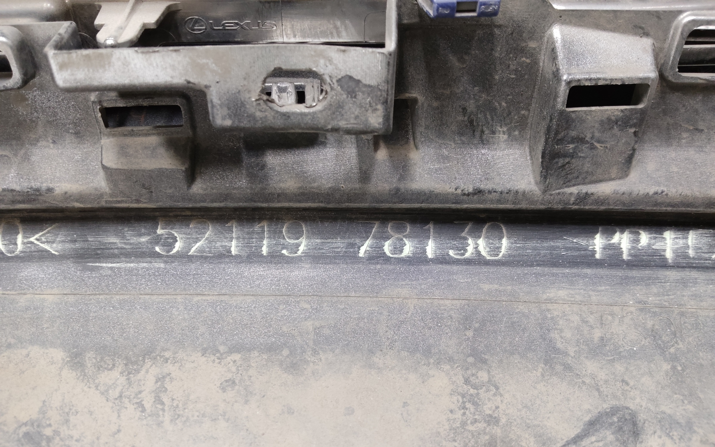 Бампер передний Lexus NX Restail