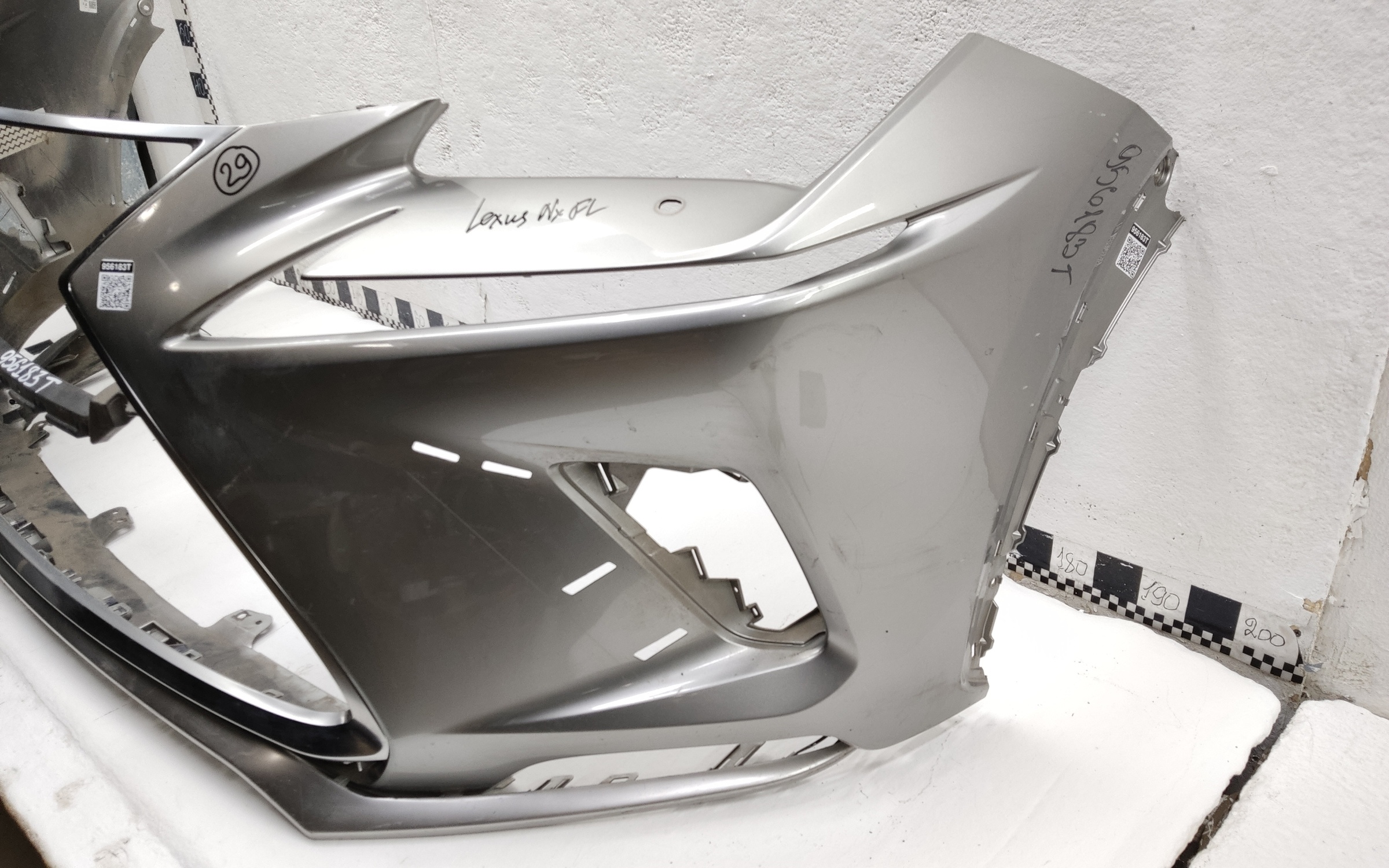 Бампер передний Lexus NX Restail