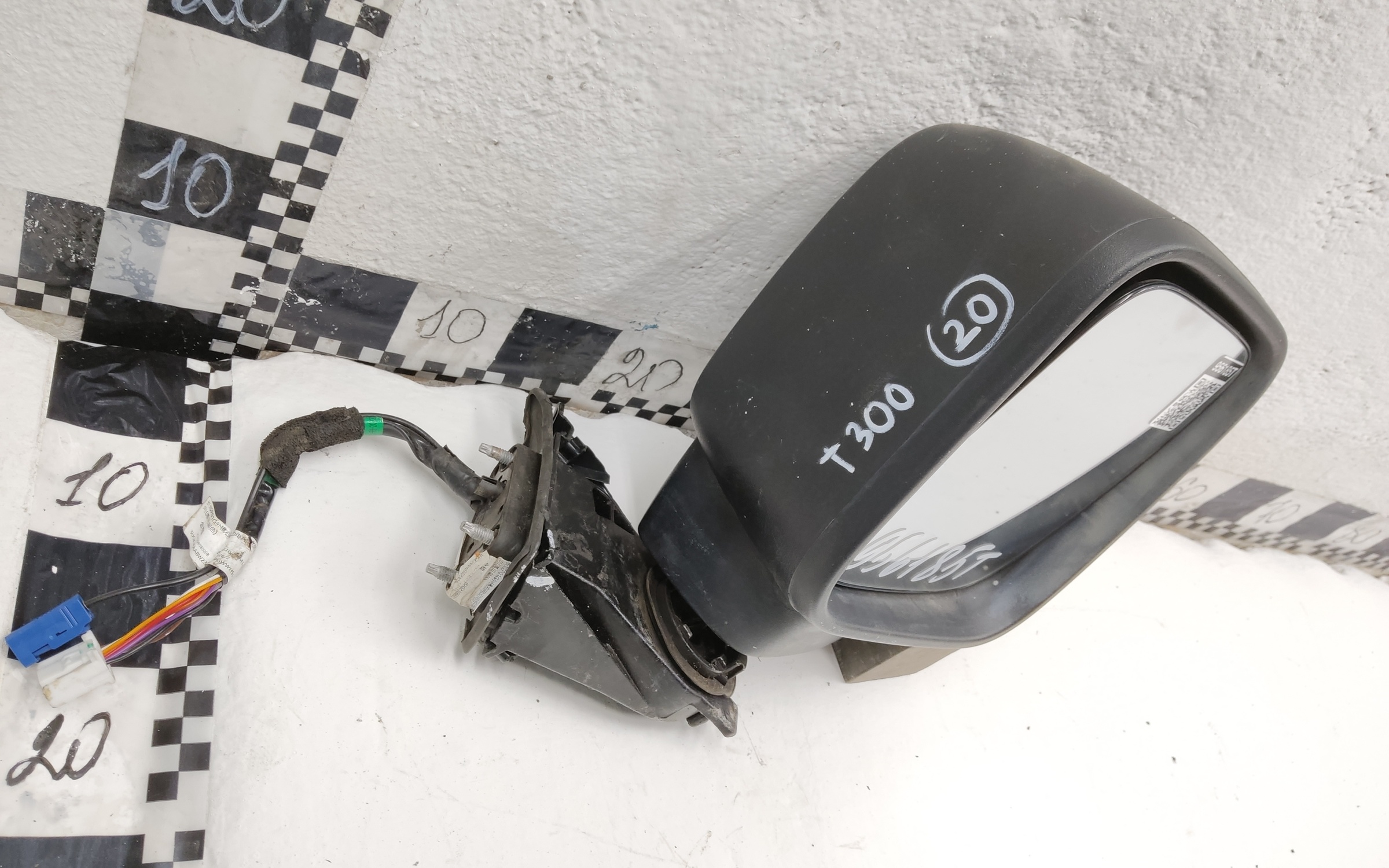 Зеркало правое Tank 300 8+1 контактов