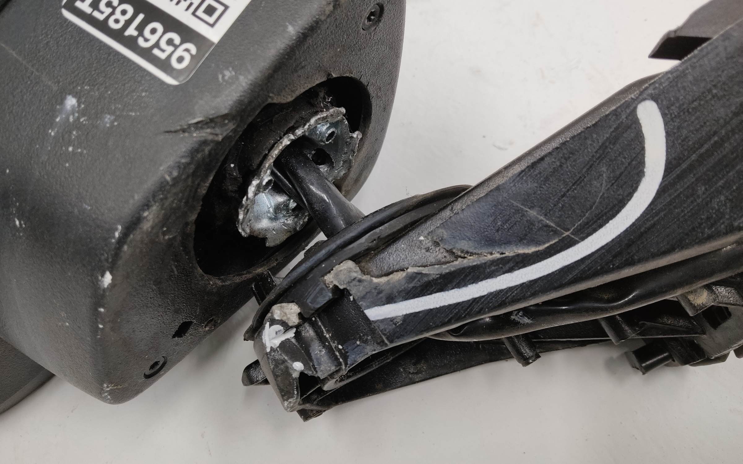 Зеркало правое Tank 300 8+1 контактов