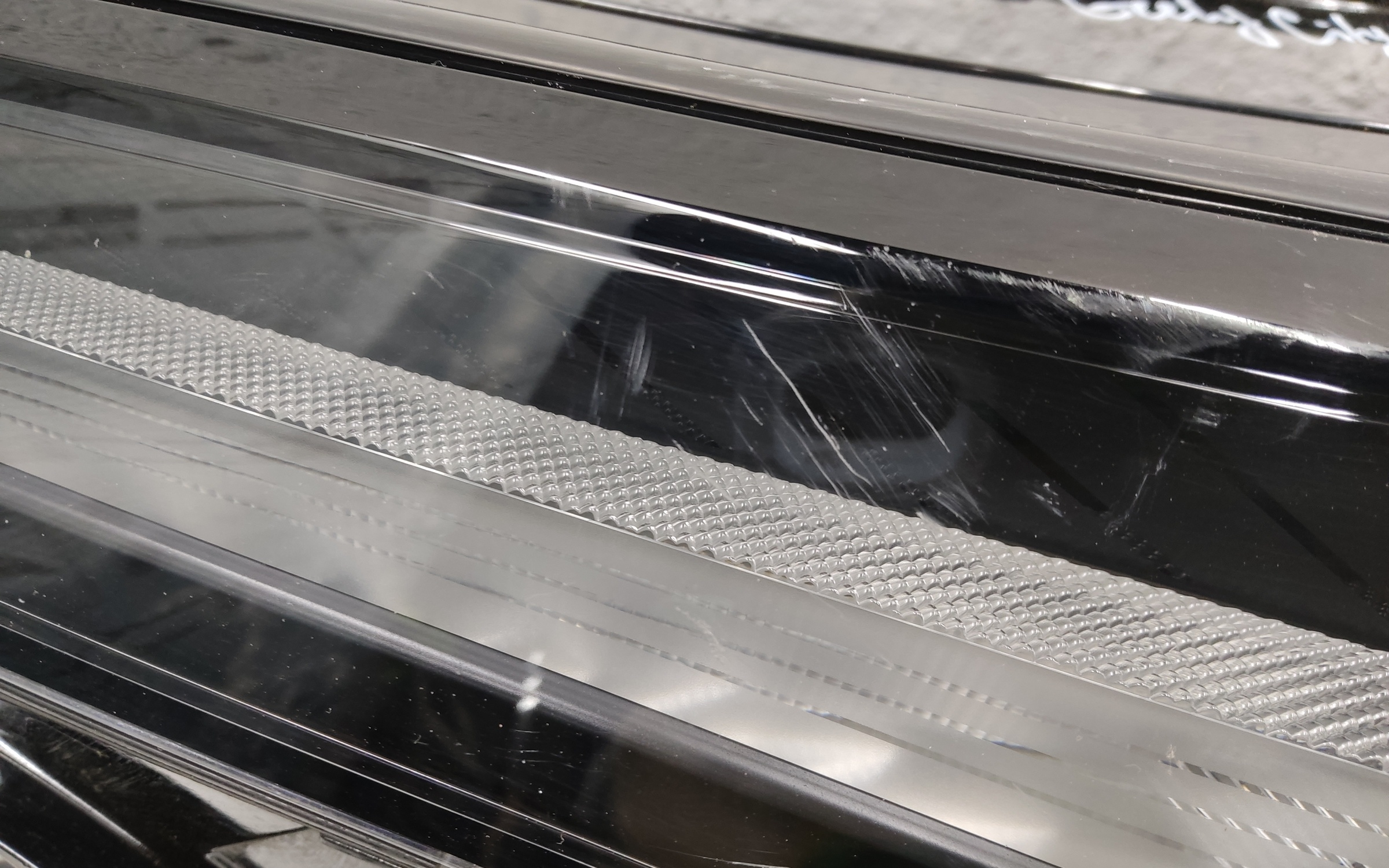 Фара передняя правая Geely Cityray LED