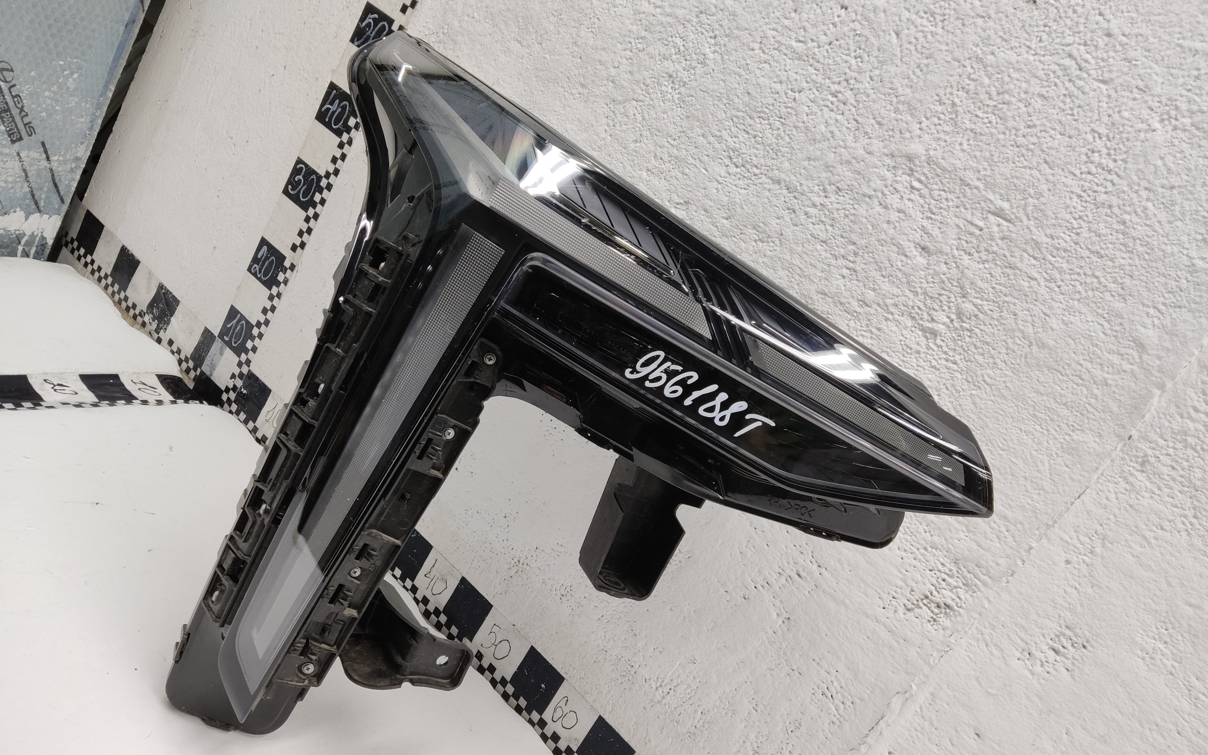 Фара передняя правая Geely Cityray LED