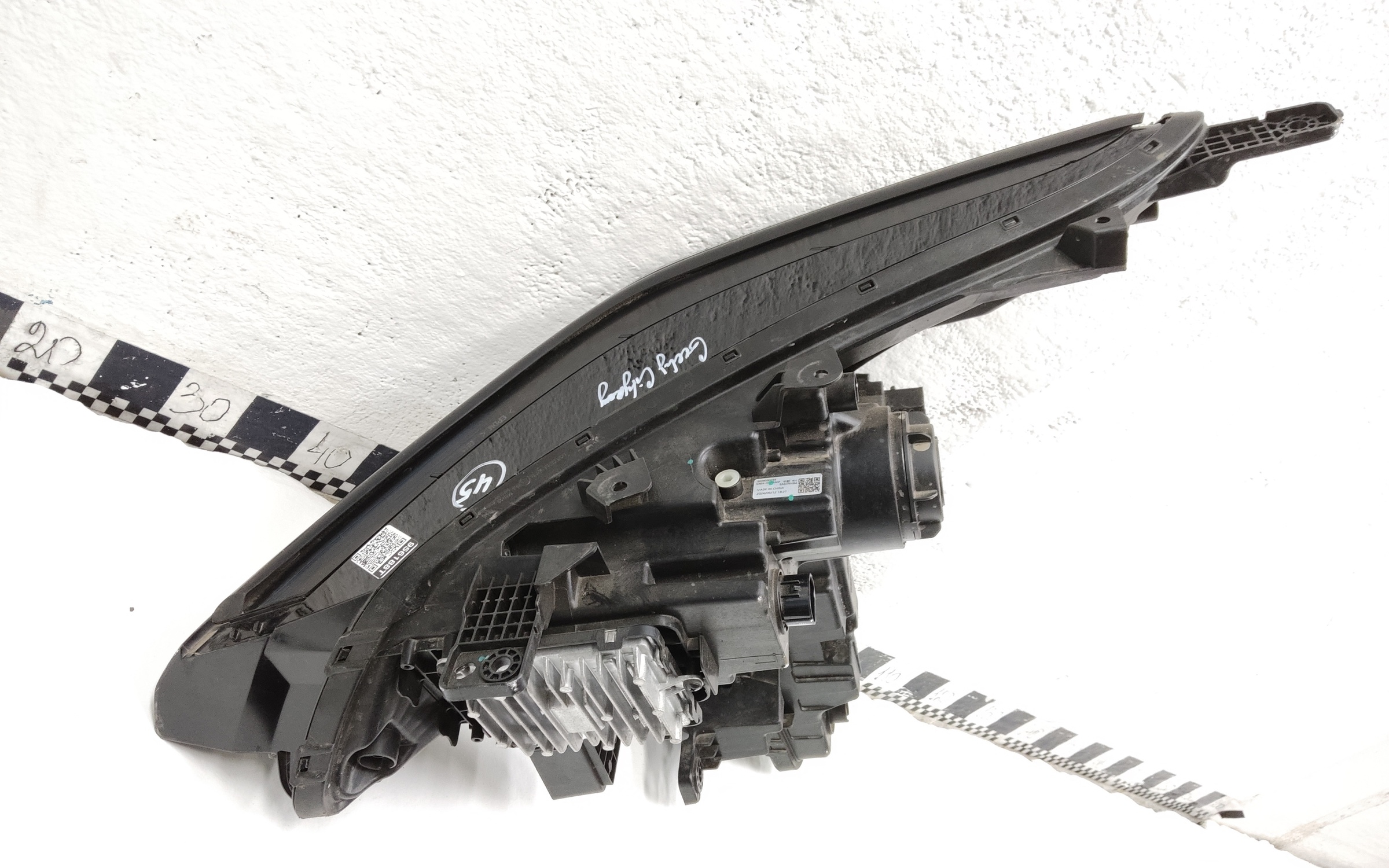 Фара передняя правая Geely Cityray LED