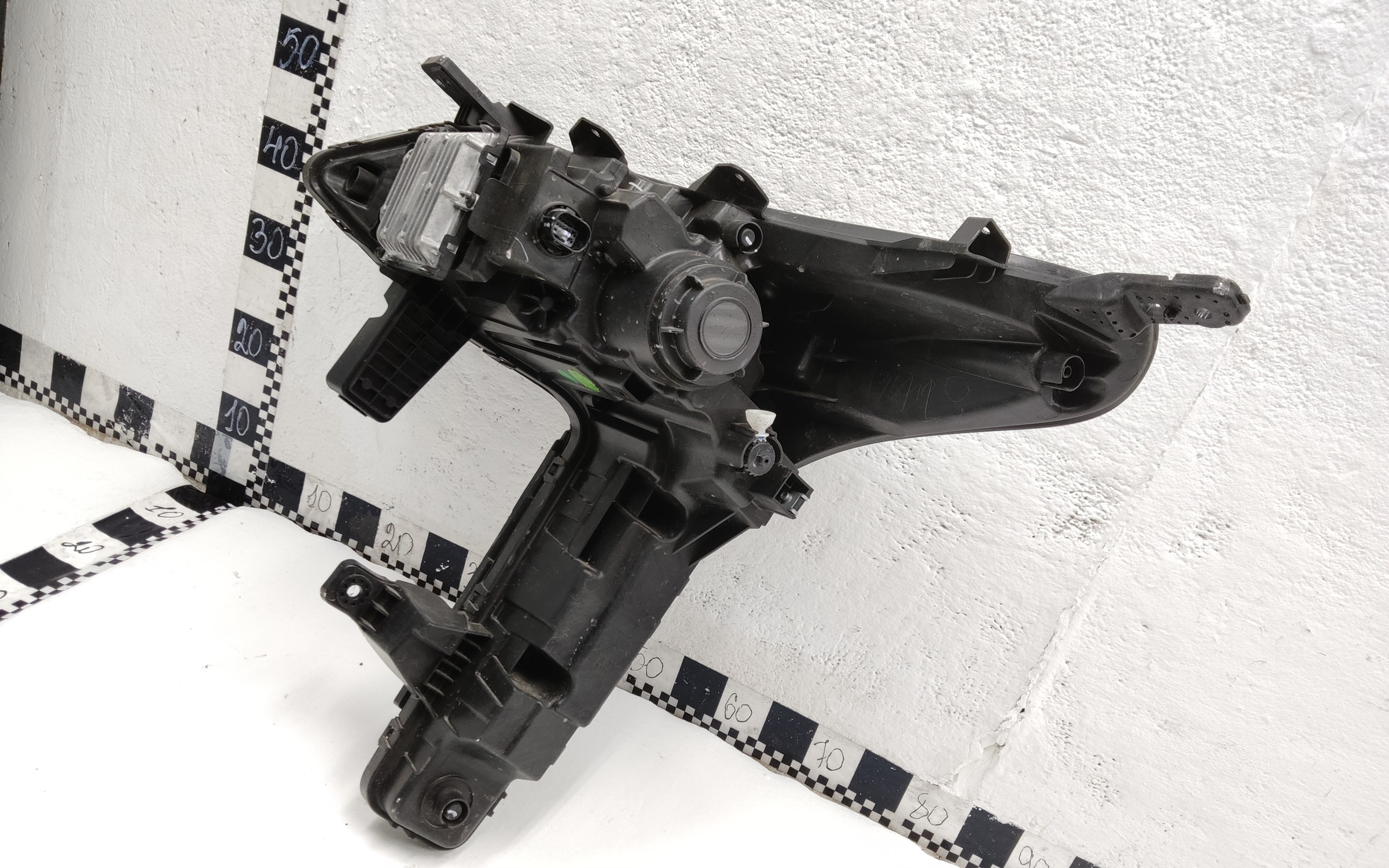 Фара передняя правая Geely Cityray LED