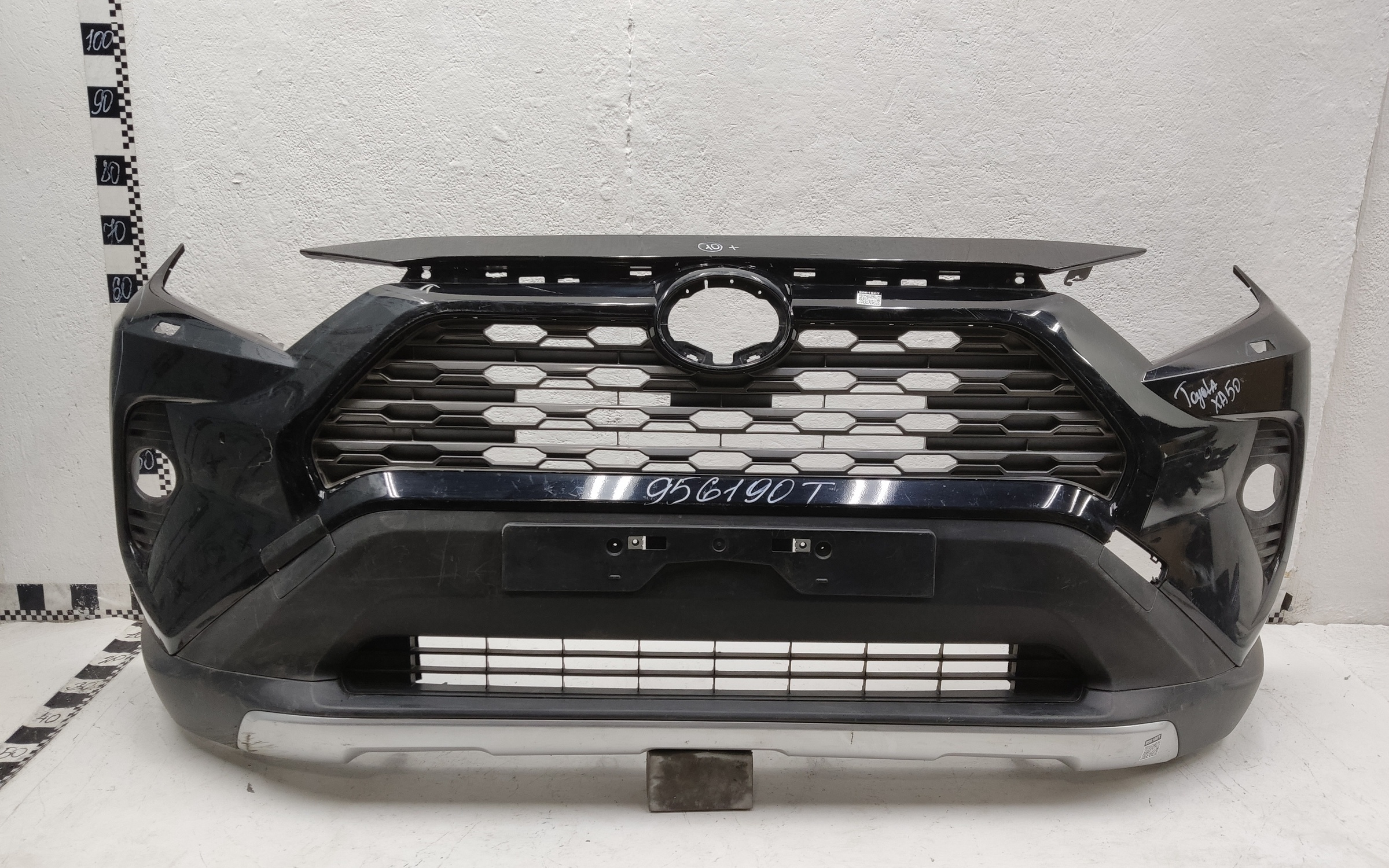 Бампер передний Toyota RAV4 XA50