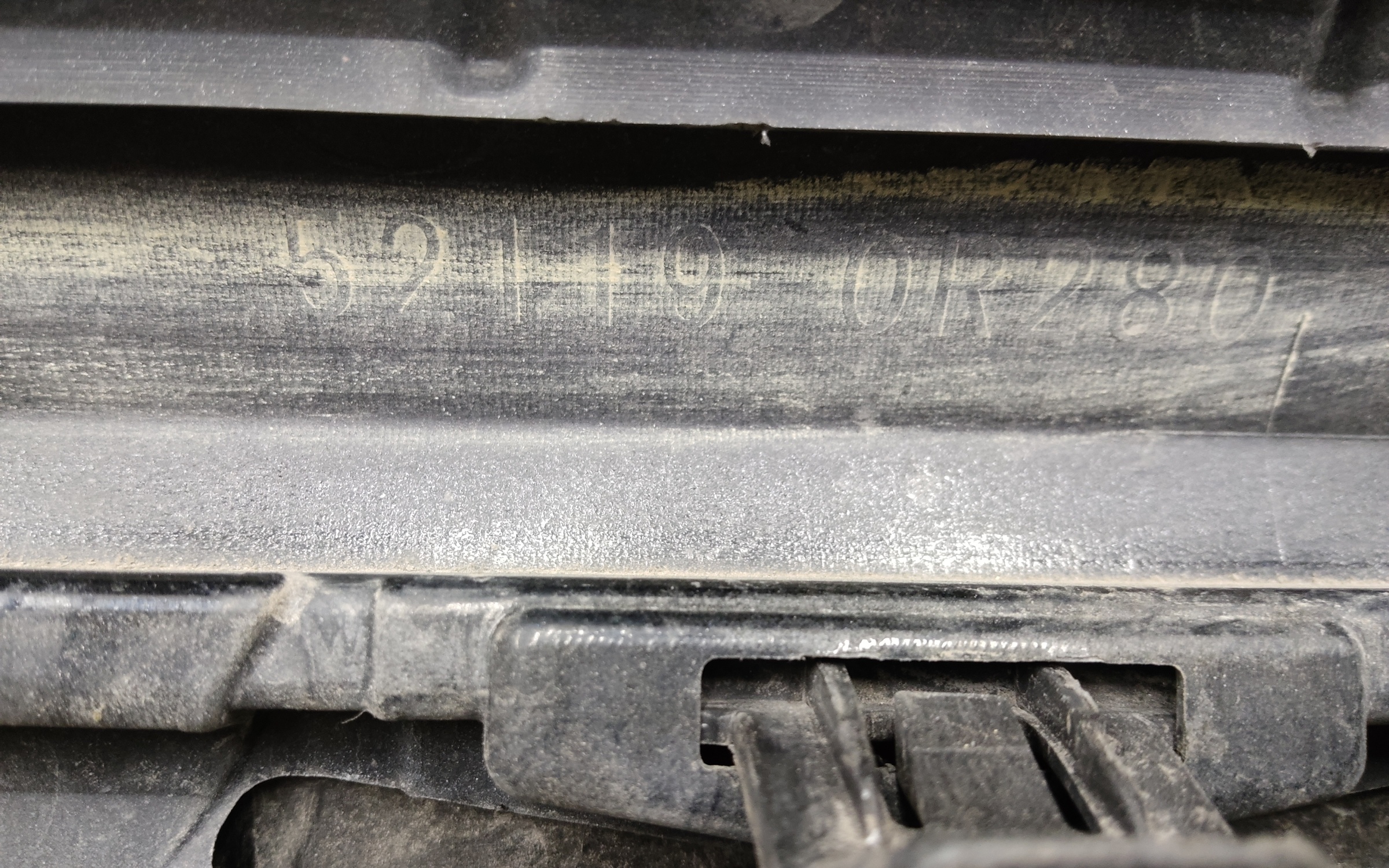 Бампер передний Toyota RAV4 XA50