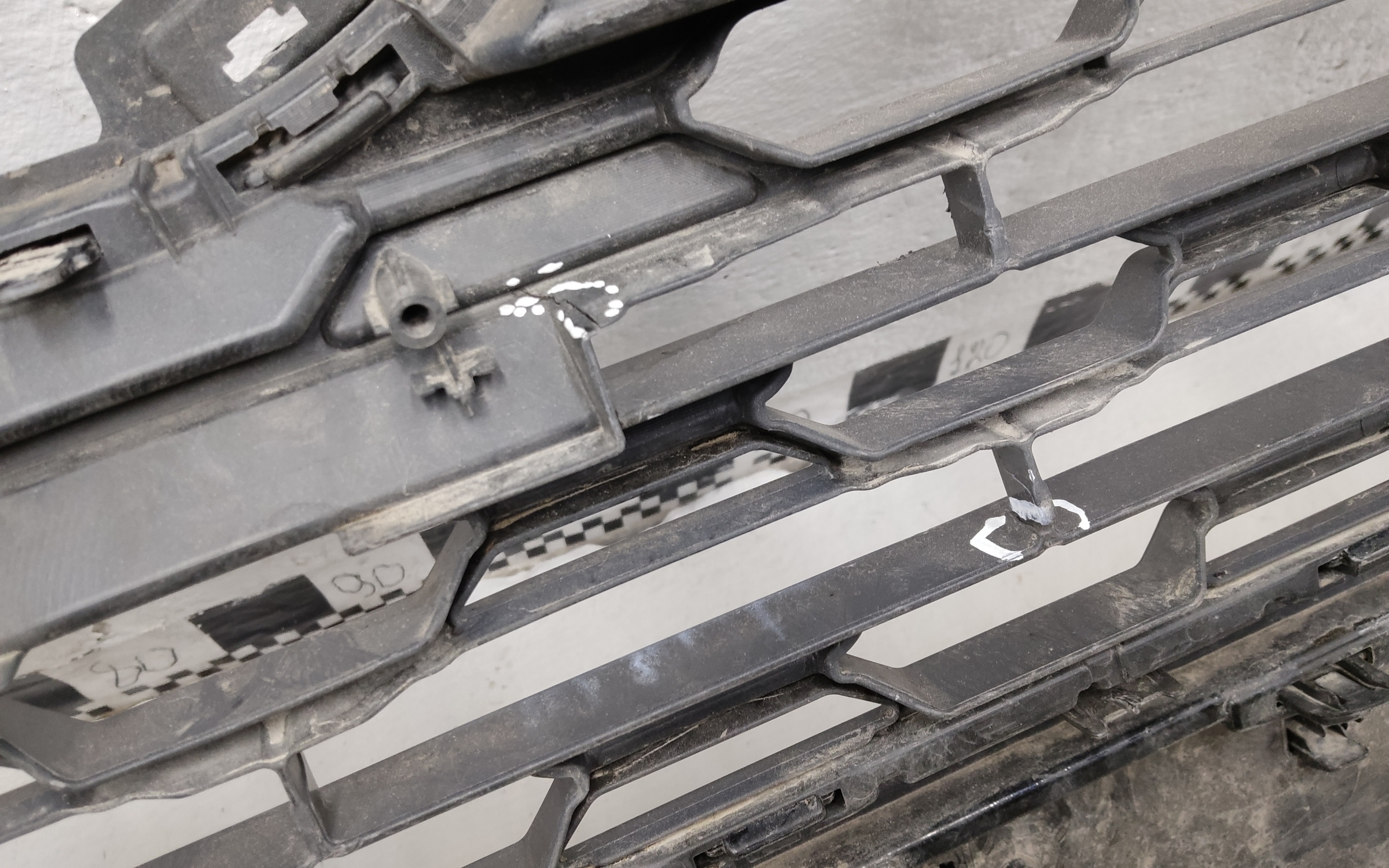 Бампер передний Toyota RAV4 XA50