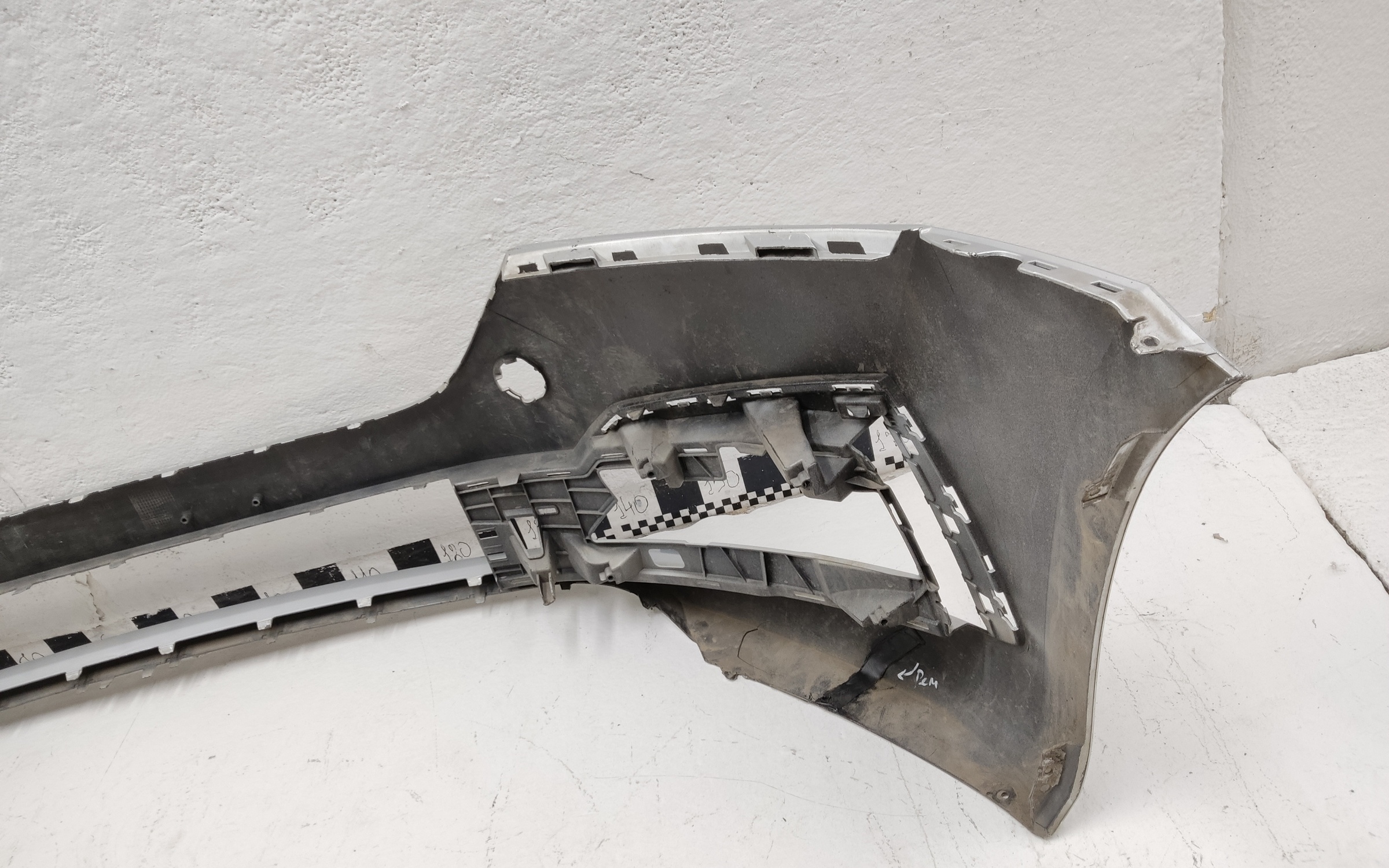 Бампер передний Skoda Octavia A8