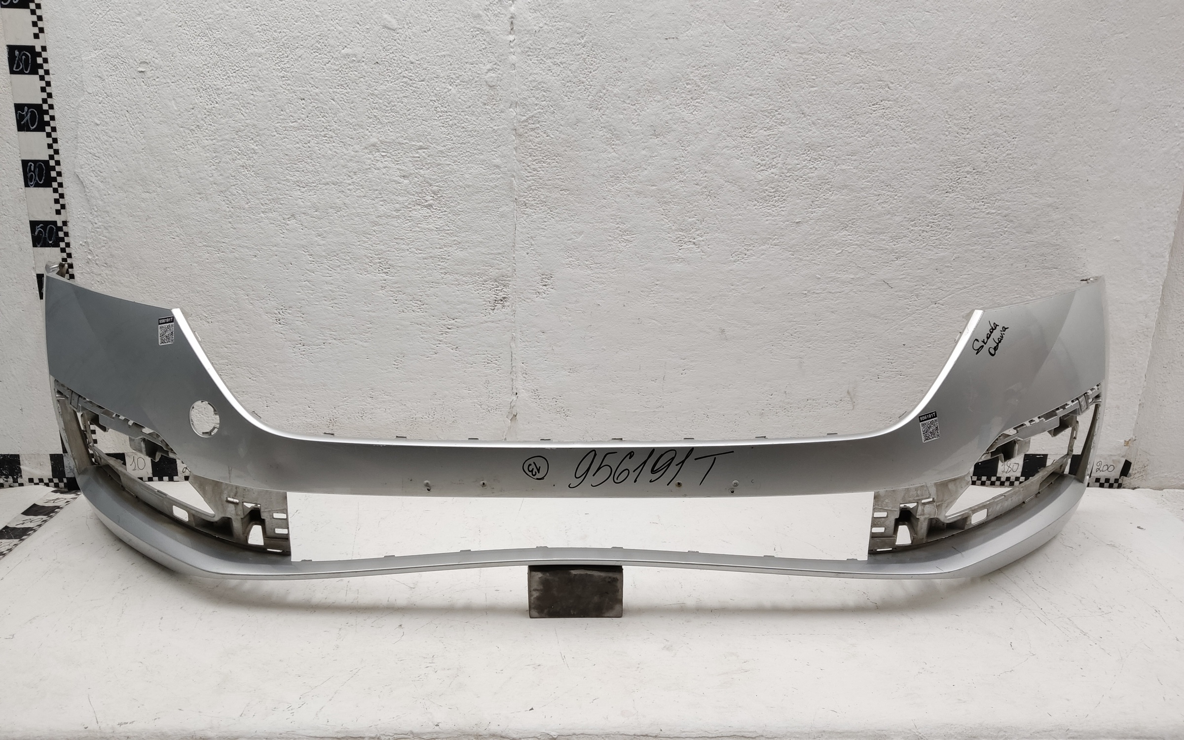 Бампер передний Skoda Octavia A8