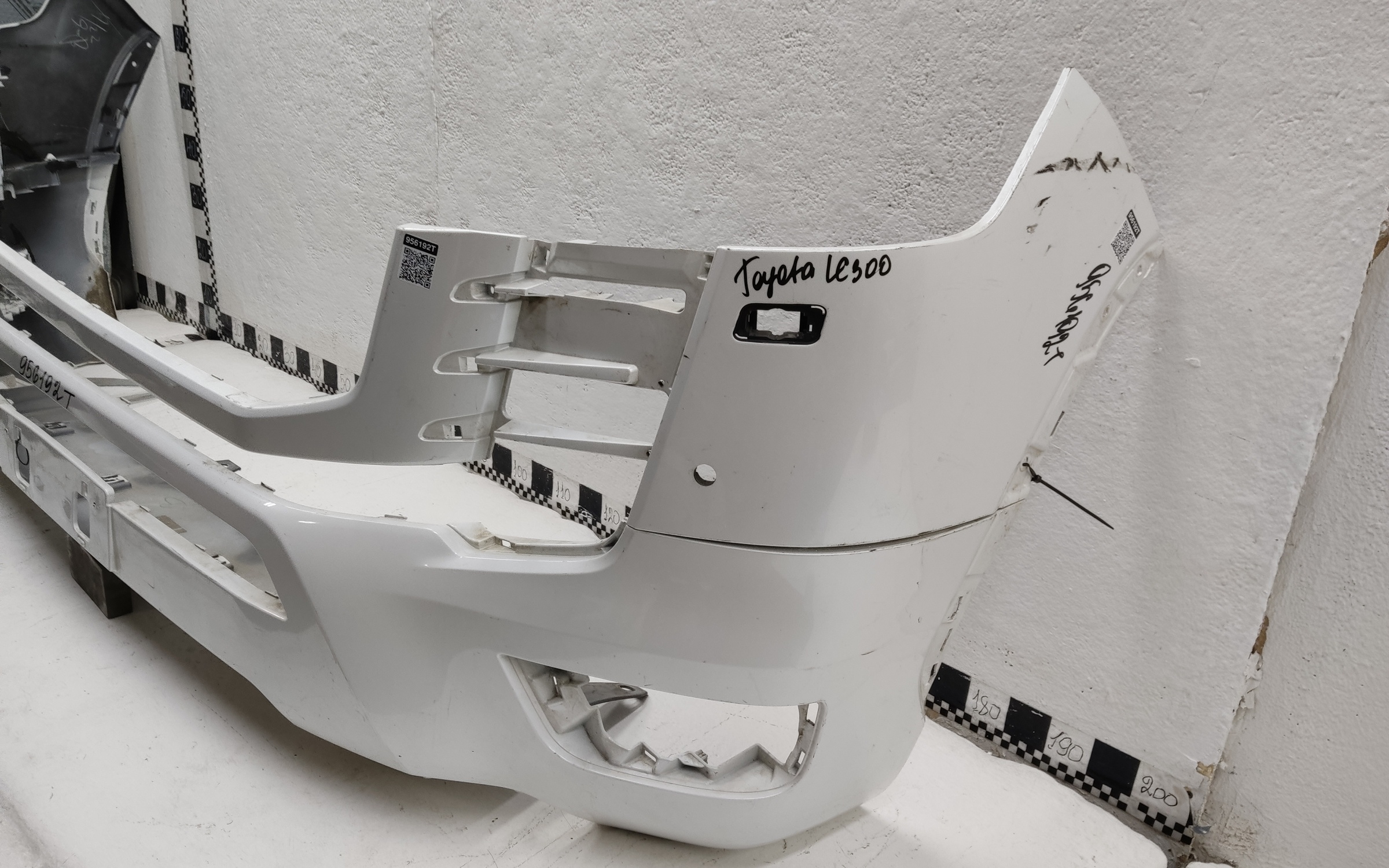 Бампер передний нижняя часть Toyota Land Cruiser 300