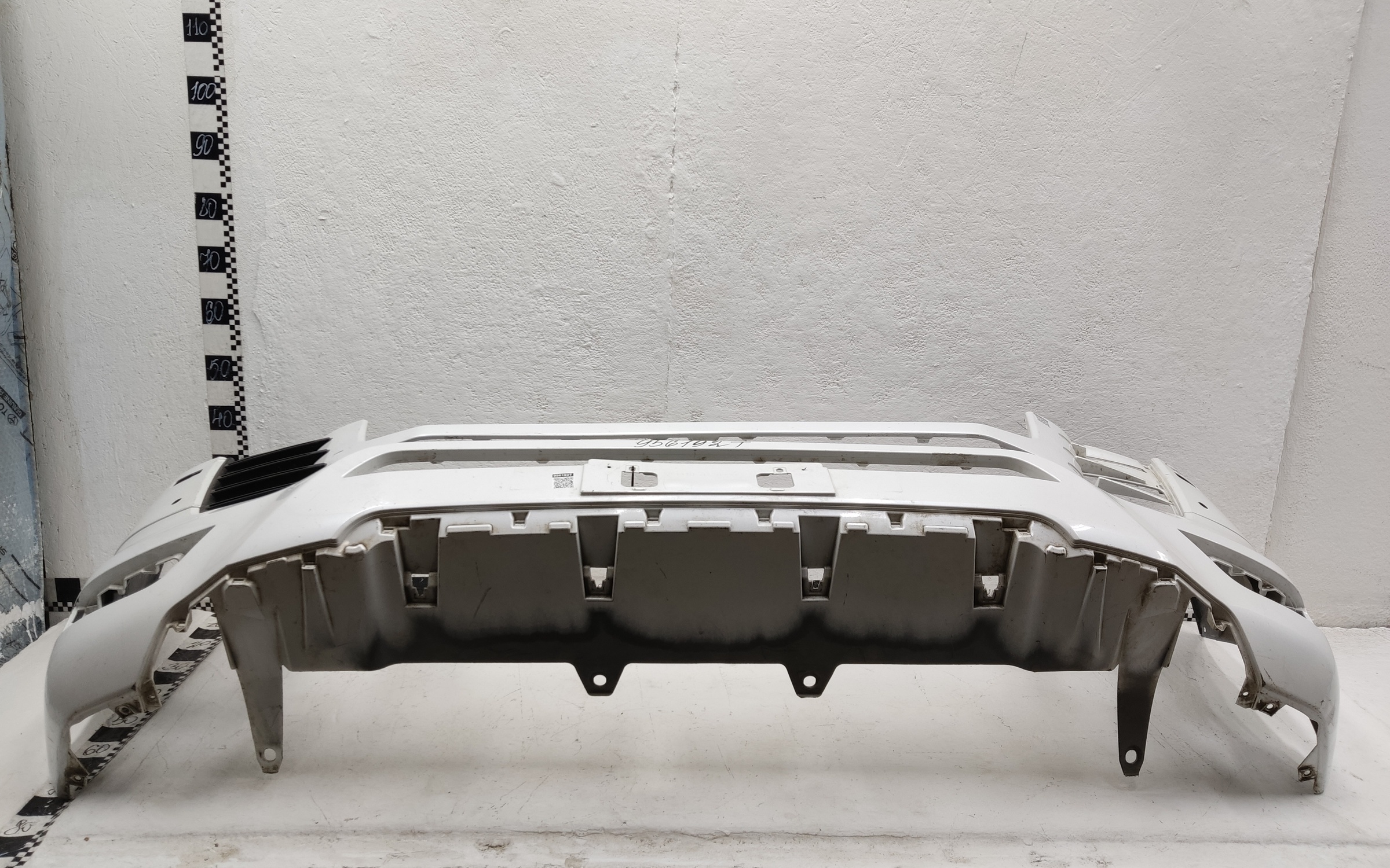 Бампер передний нижняя часть Toyota Land Cruiser 300